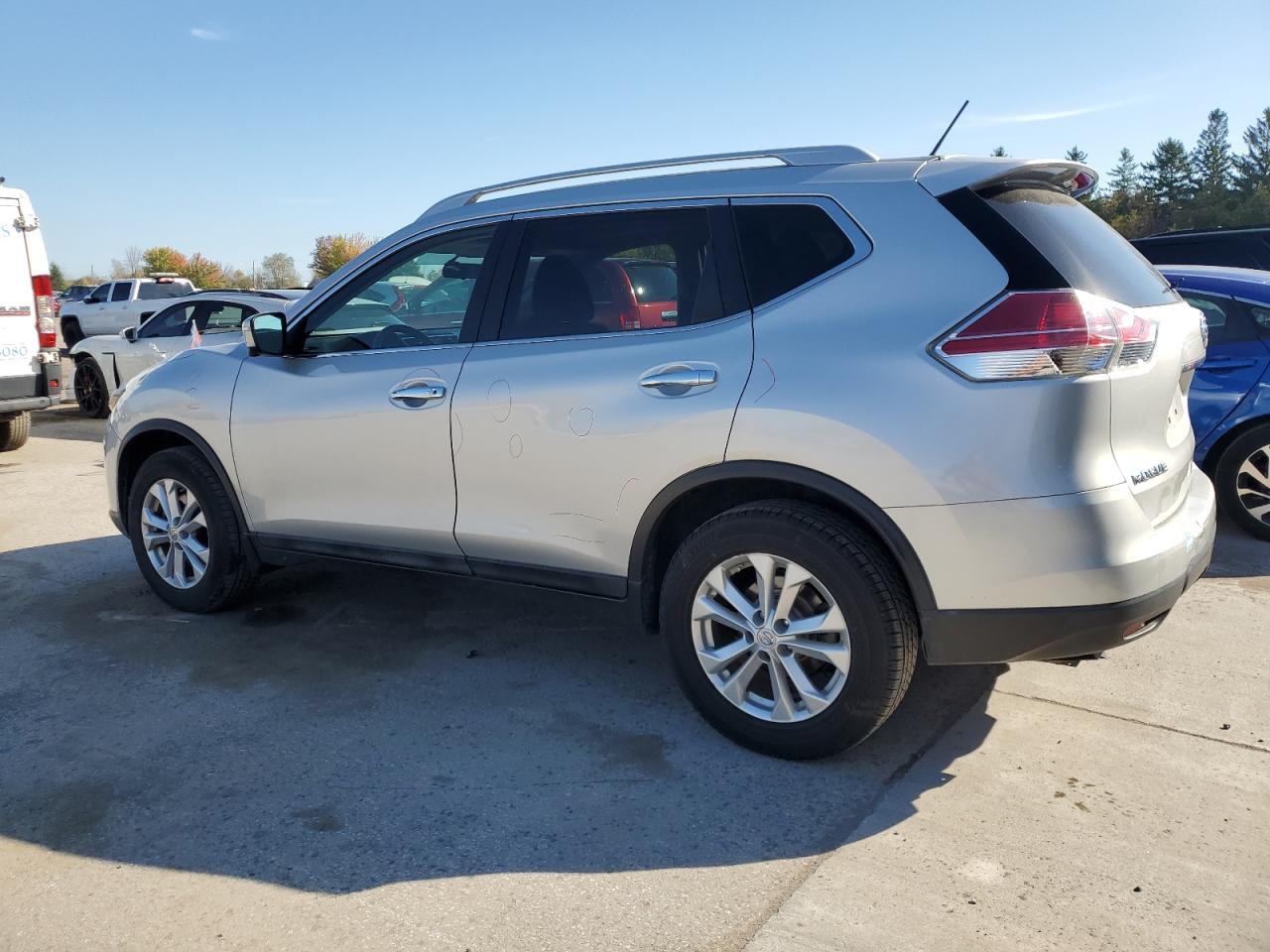2015 NISSAN ROGUE