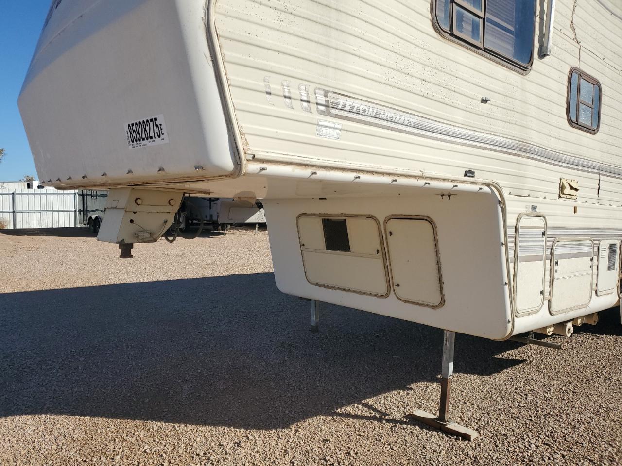 1990 Teto 5th Wheel