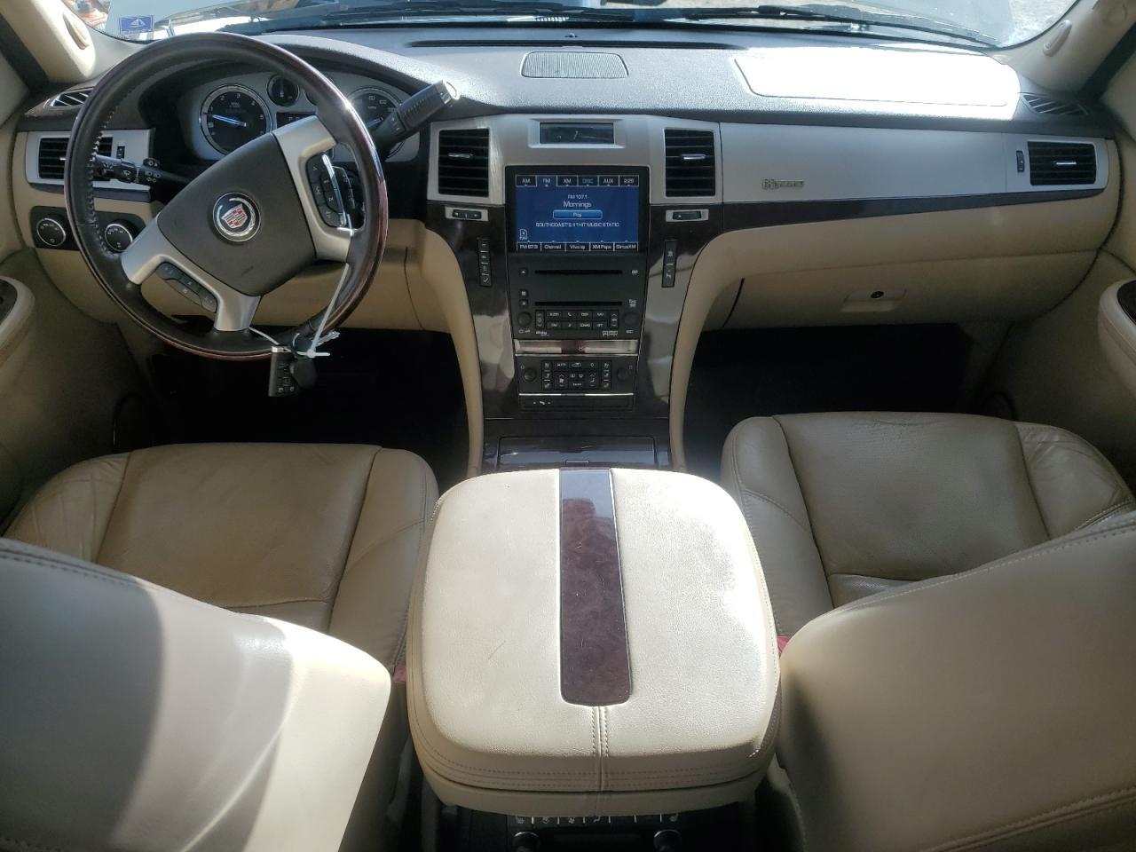 2009 CADILLAC ESCALADE