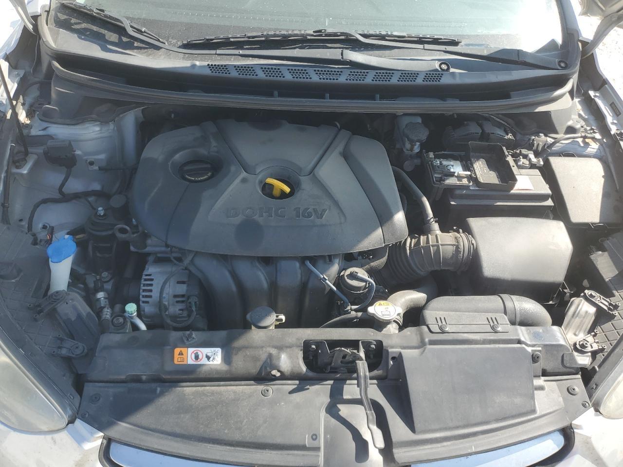 2013 HYUNDAI ELANTRA