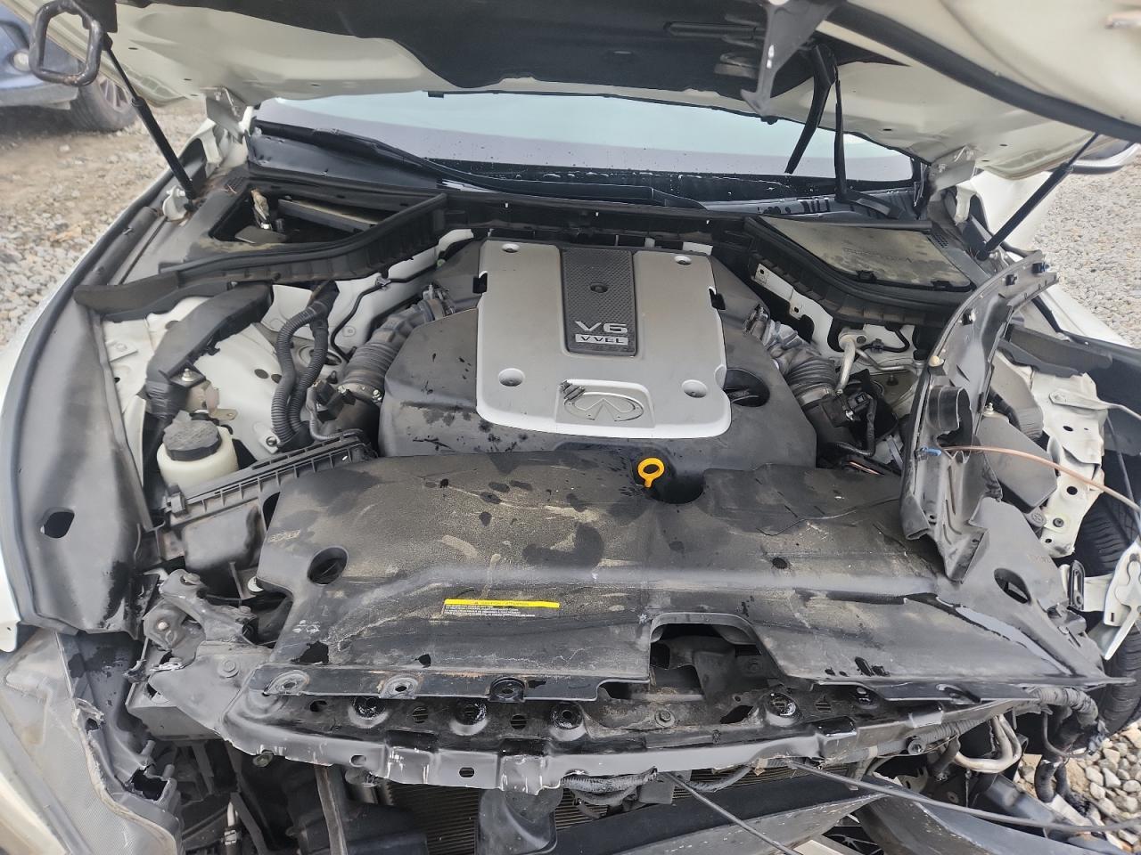 2014 INFINITI Q50