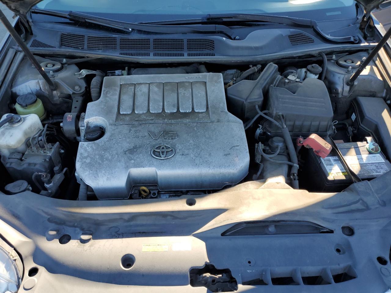 2011 TOYOTA Avalon