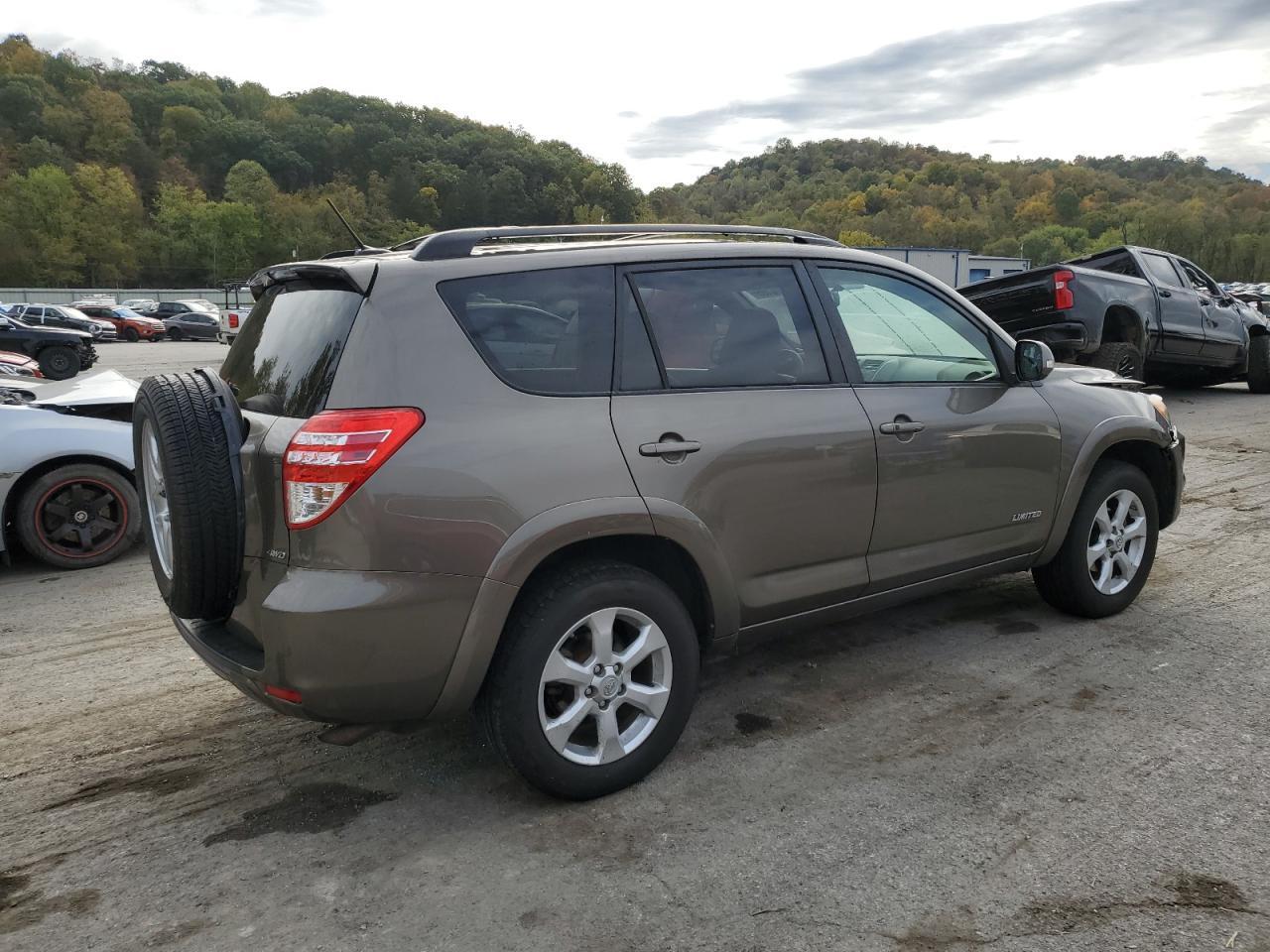 2009 TOYOTA RAV4