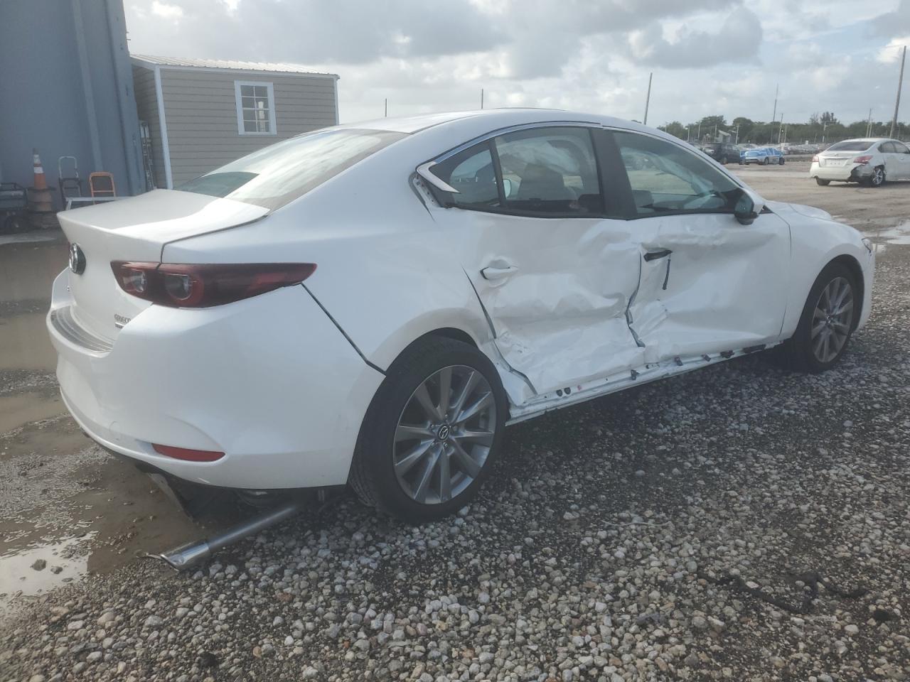 2025 MAZDA 3