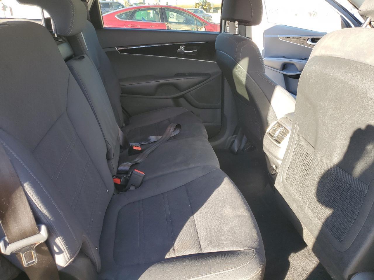 2017 KIA SORENTO