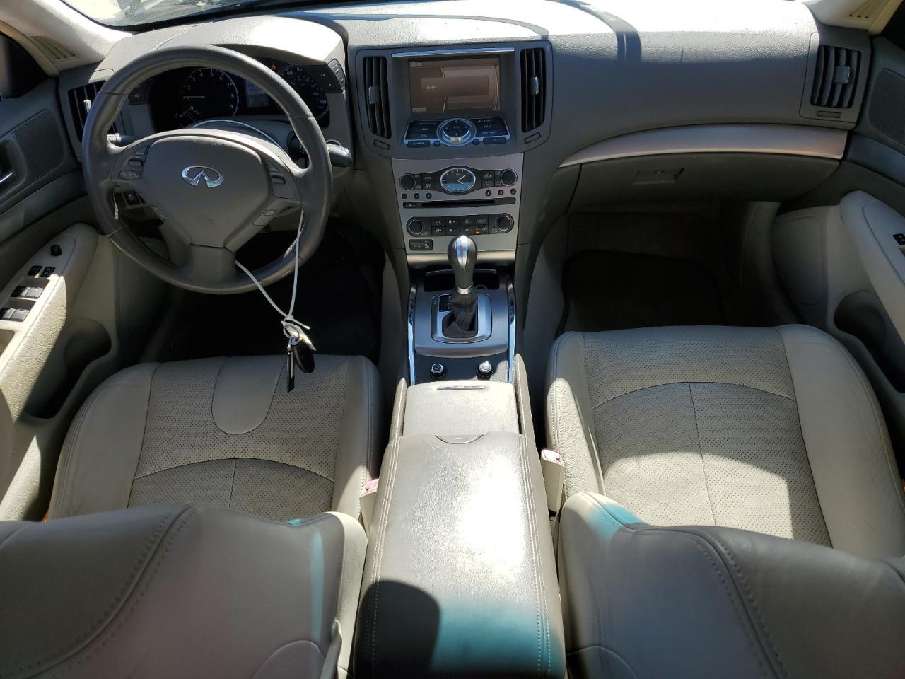 2013 INFINITI G37