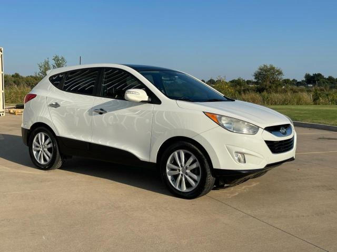 2012 HYUNDAI TUCSON