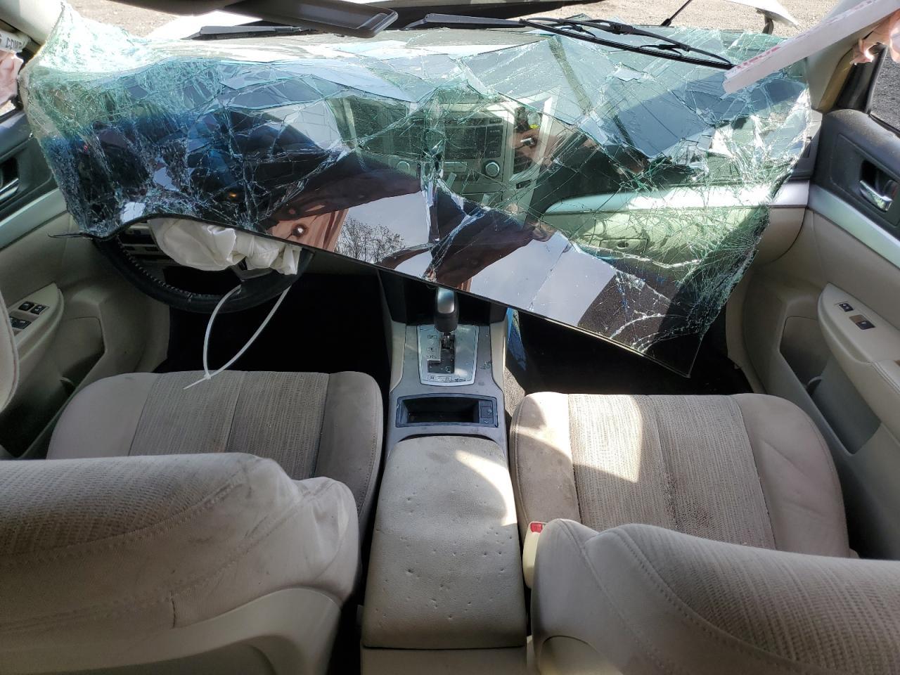 2013 SUBARU Outback