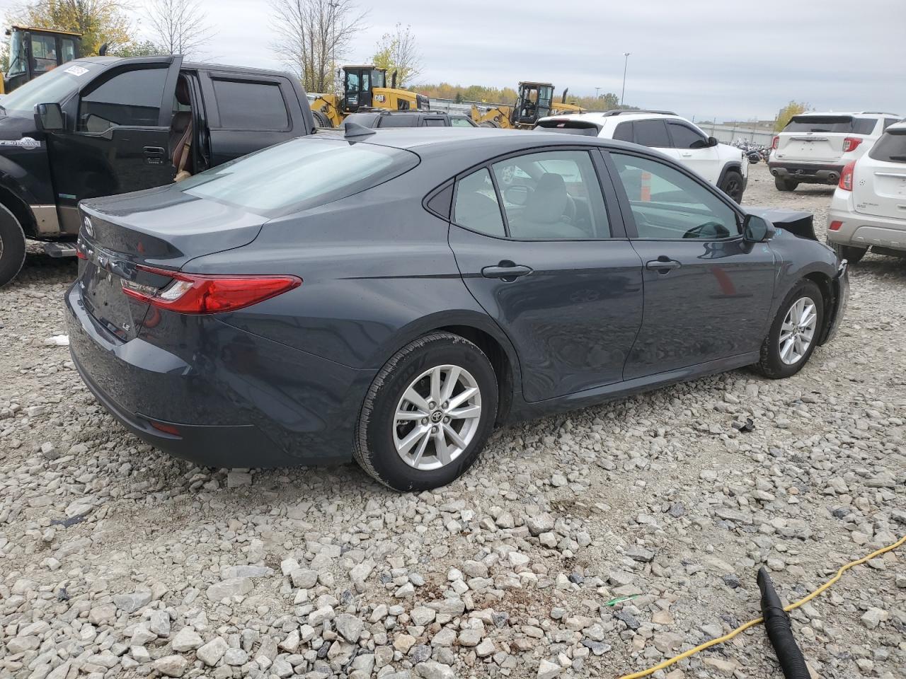 2025 TOYOTA CAMRY