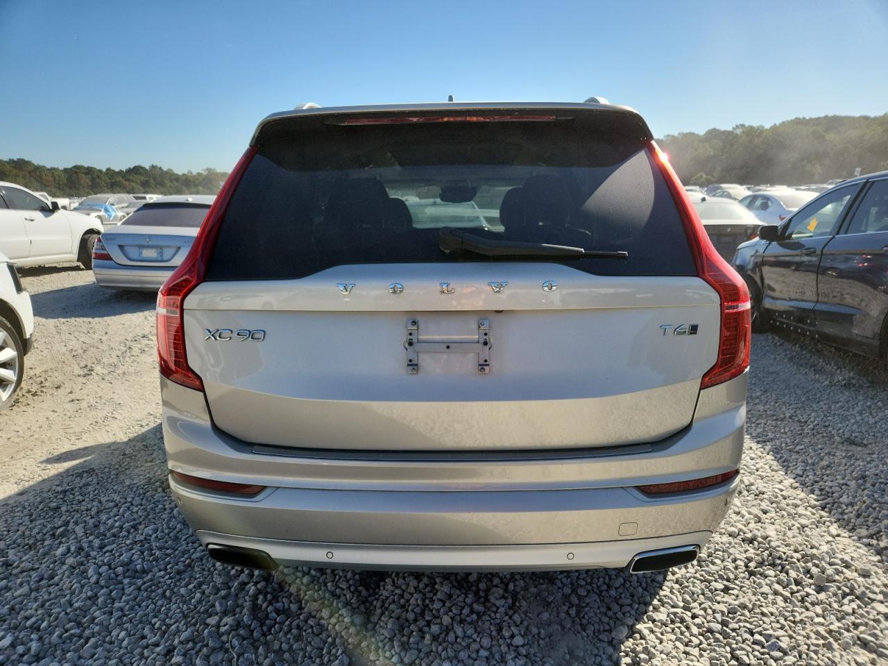 2016 VOLVO XC90