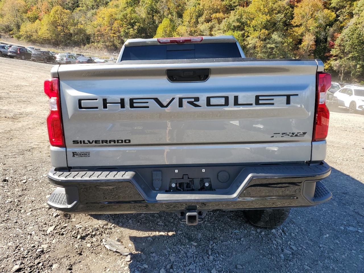 2024 CHEVROLET Silverado