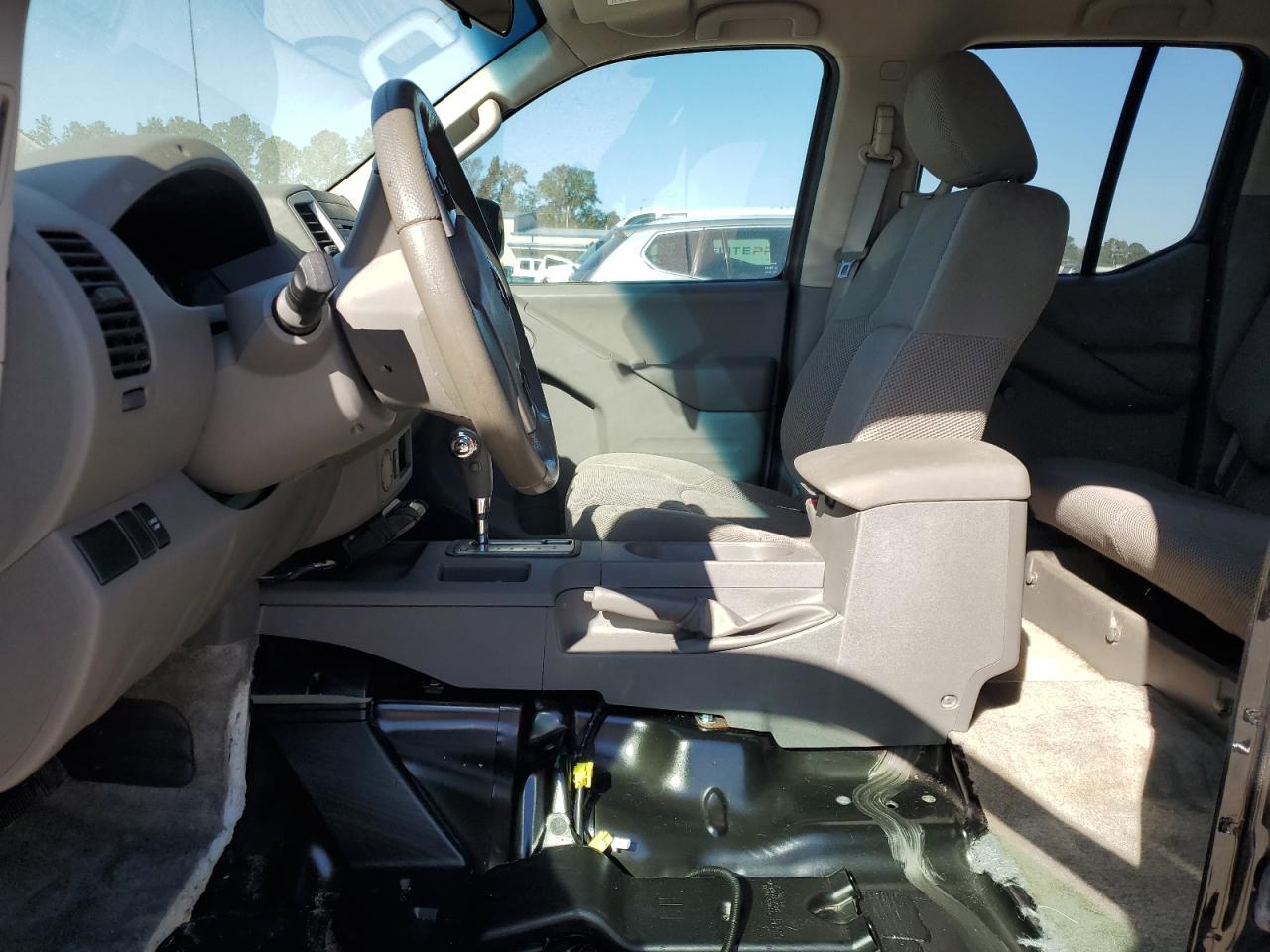 2016 NISSAN Frontier