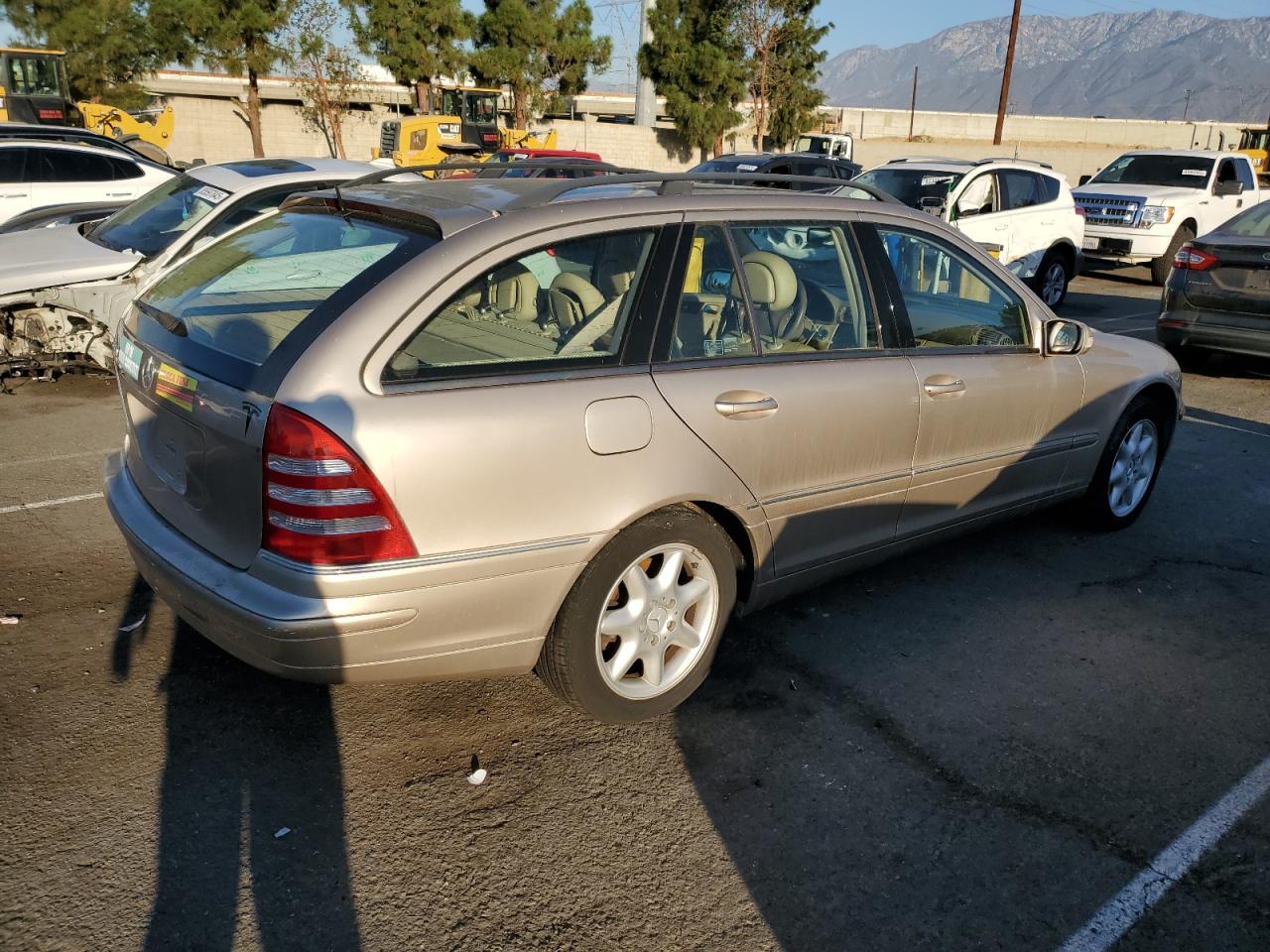 2002 MERCEDES-BENZ C-CLASS