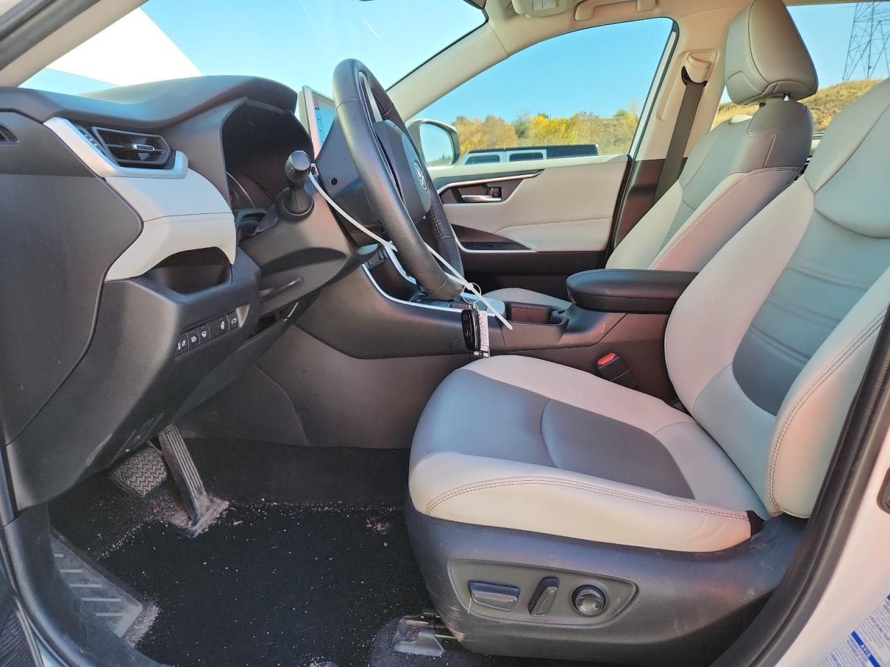 2022 TOYOTA RAV4