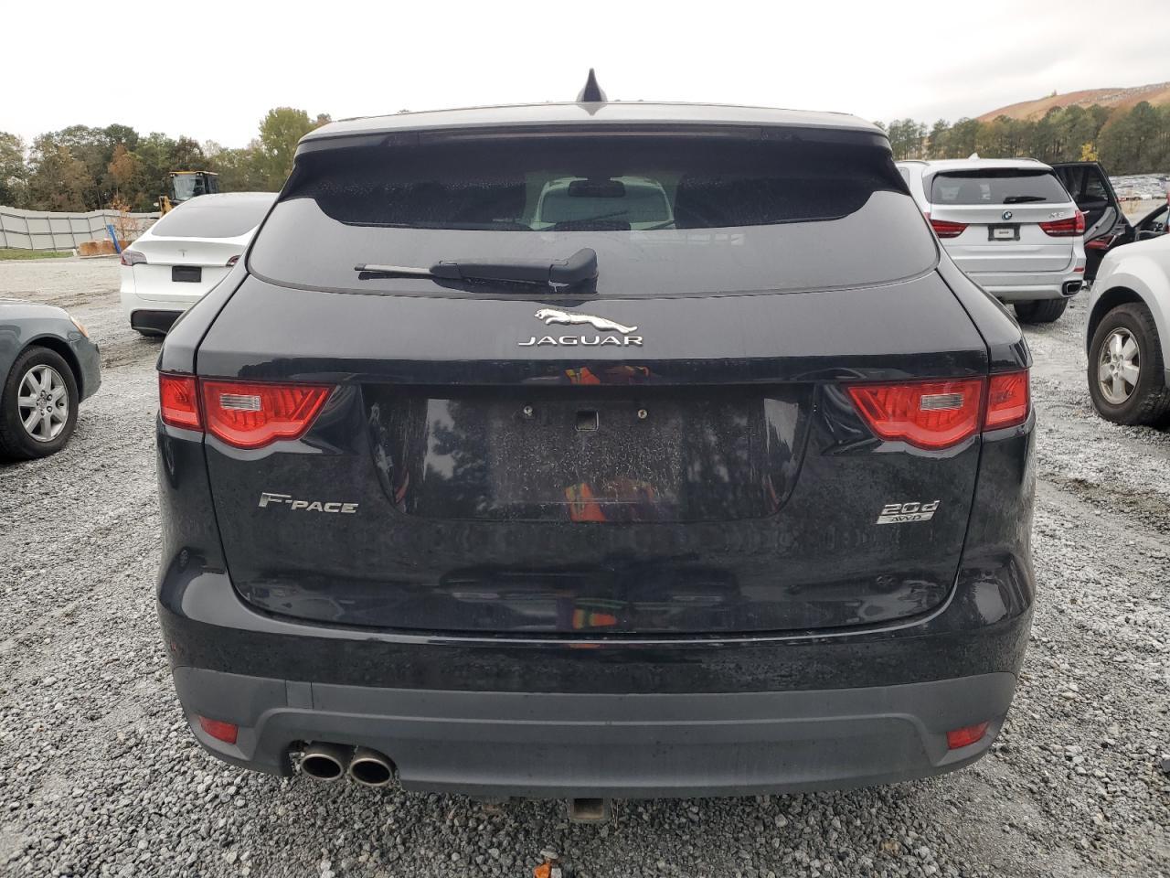2017 JAGUAR F-Pace