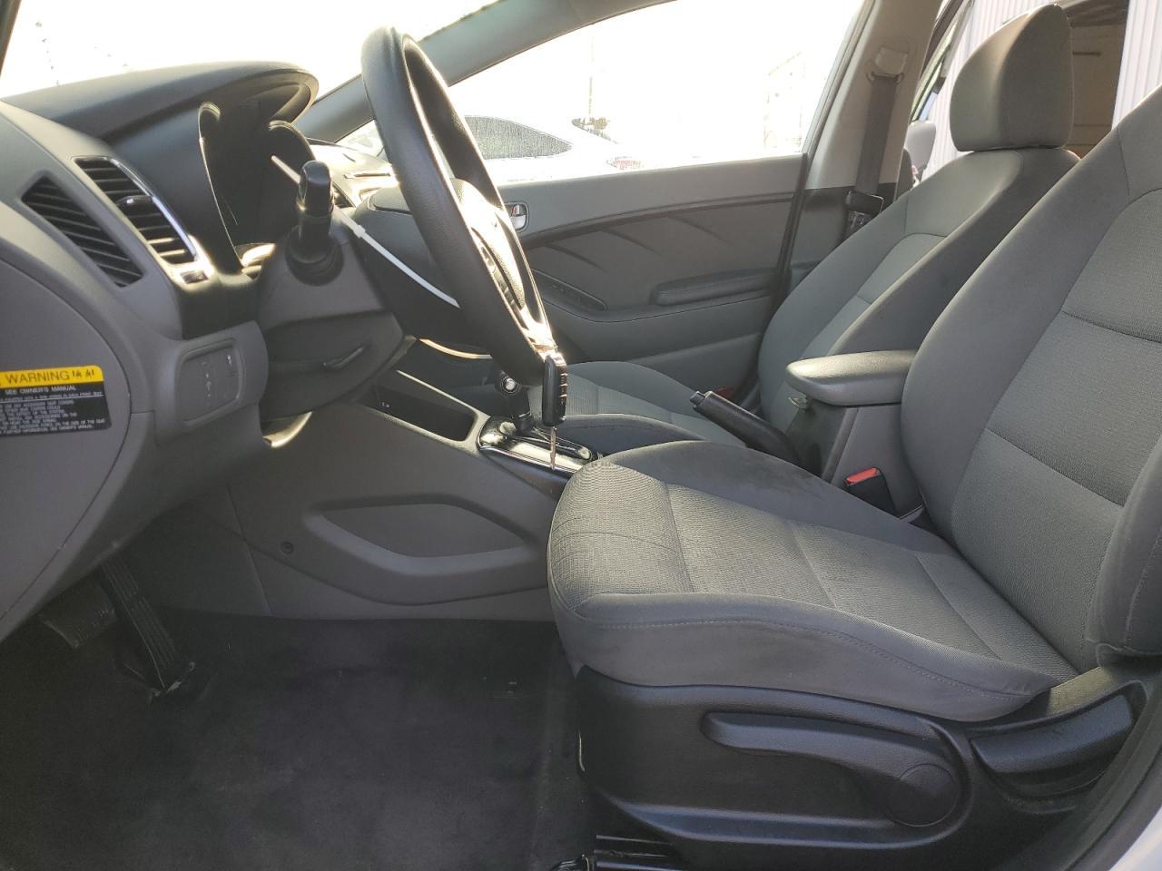 2017 KIA FORTE