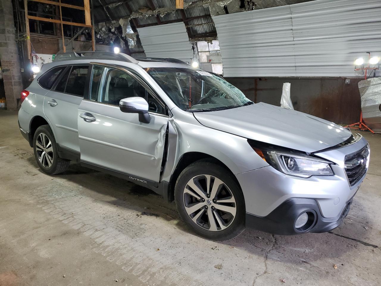 2019 SUBARU Outback