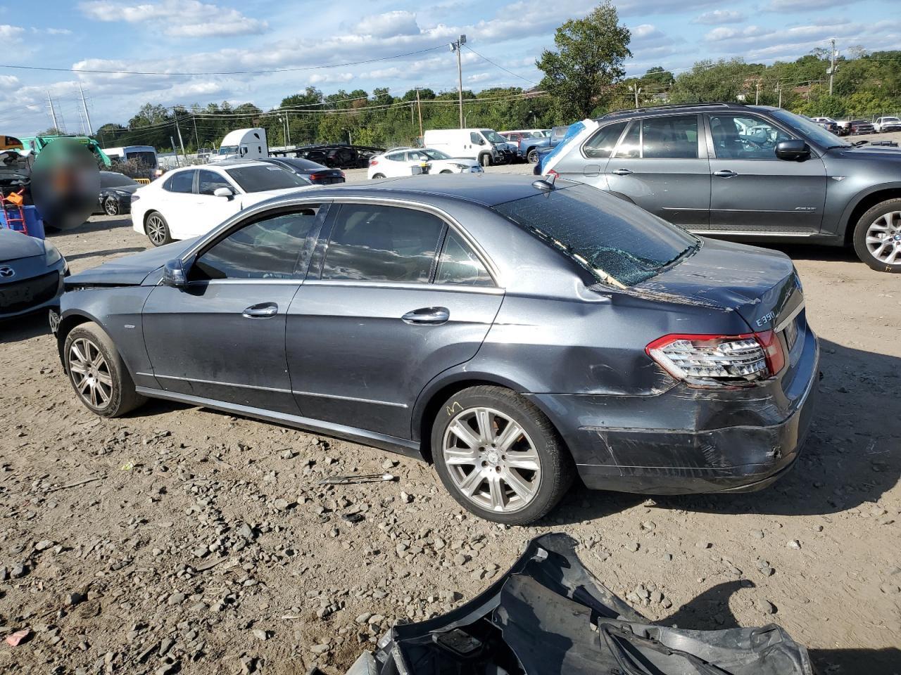 2012 MERCEDES-BENZ E-Class