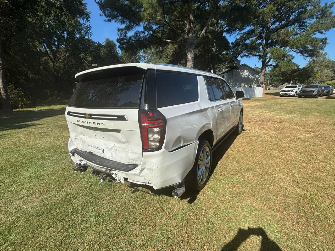 2023 CHEVROLET Suburban