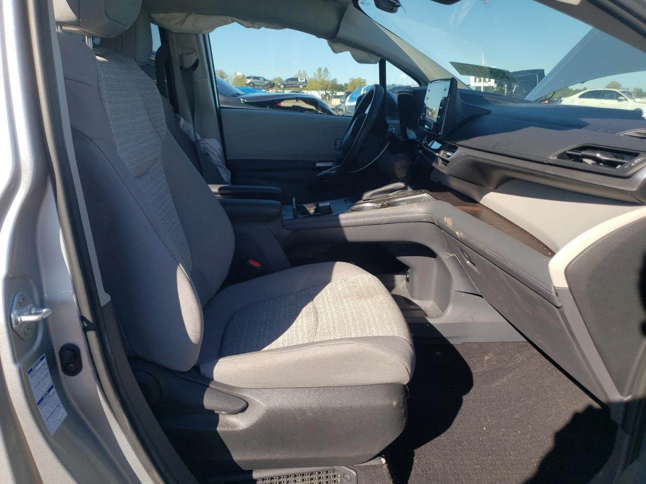 2022 TOYOTA SIENNA