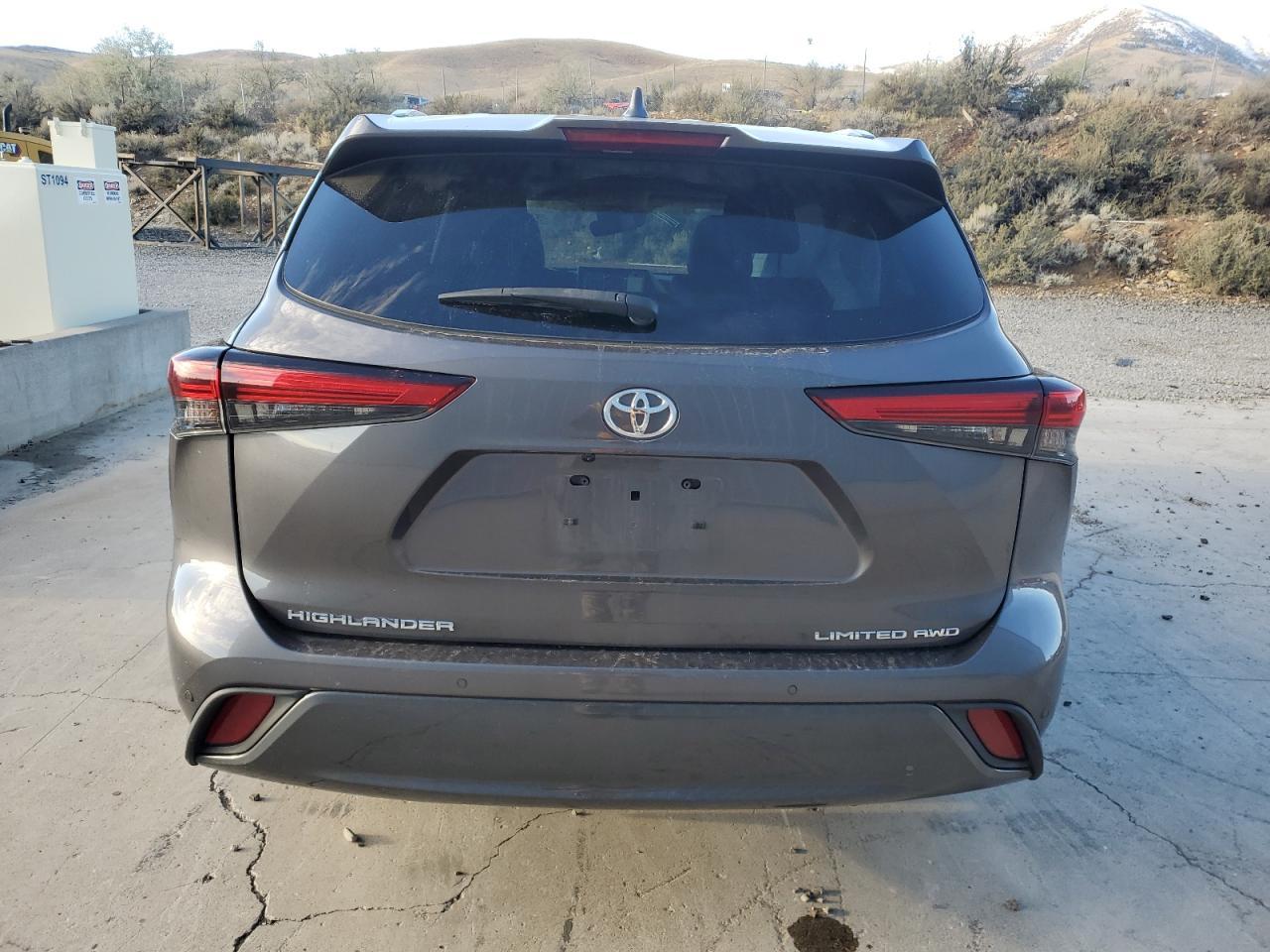 2022 TOYOTA HIGHLANDER