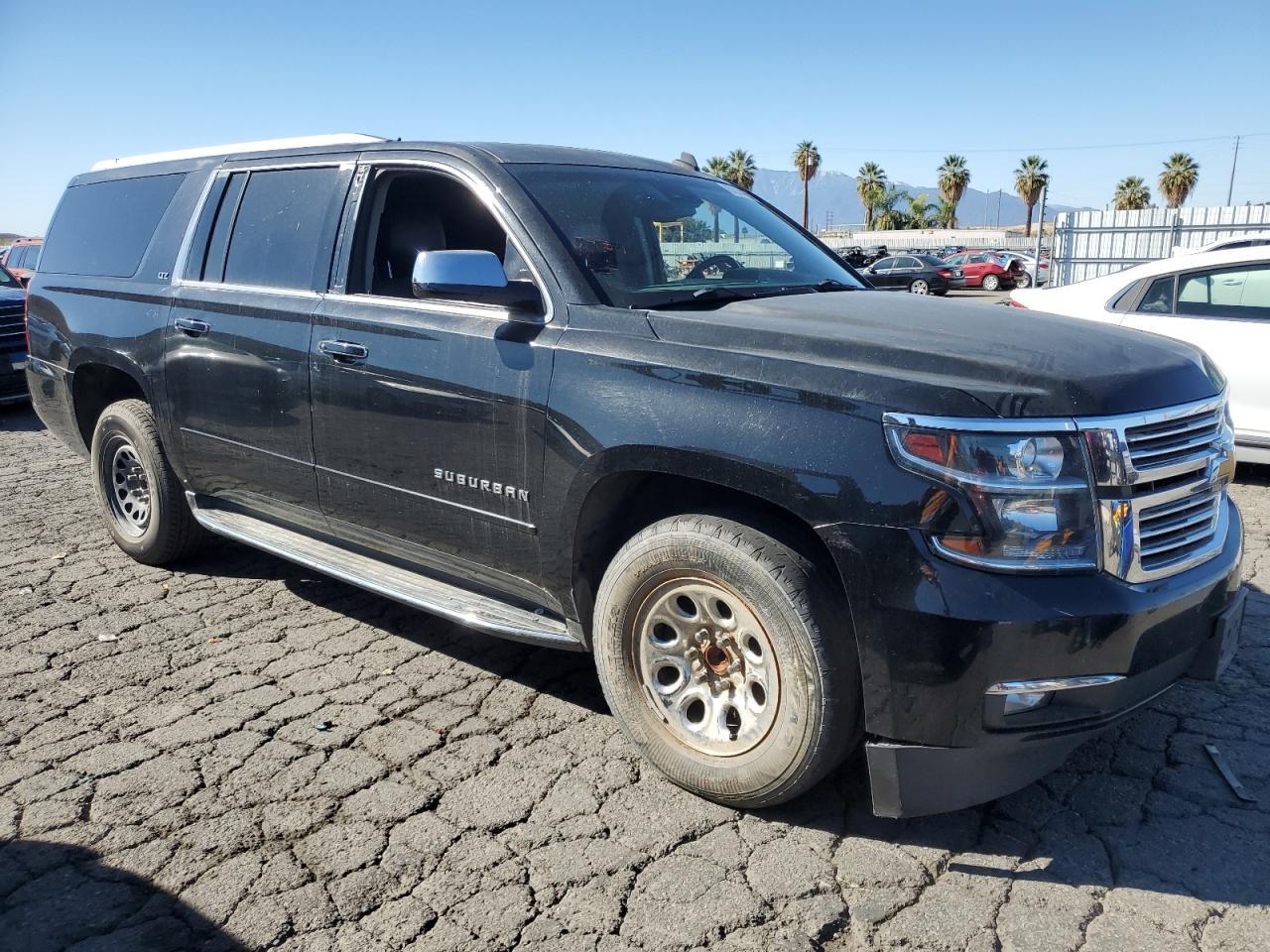 2015 CHEVROLET Suburban