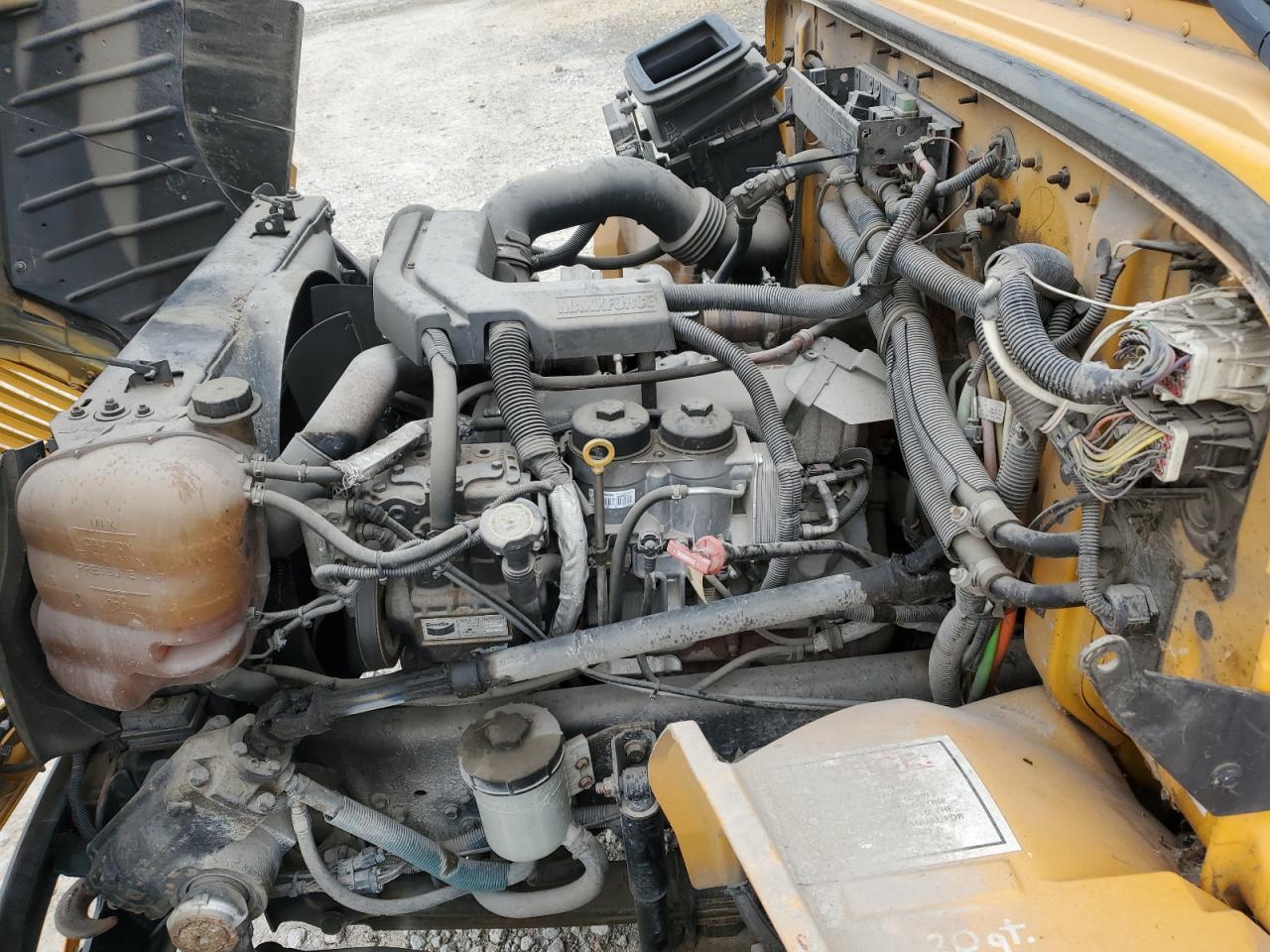 2013 IC CORPORATION 3000 Ce