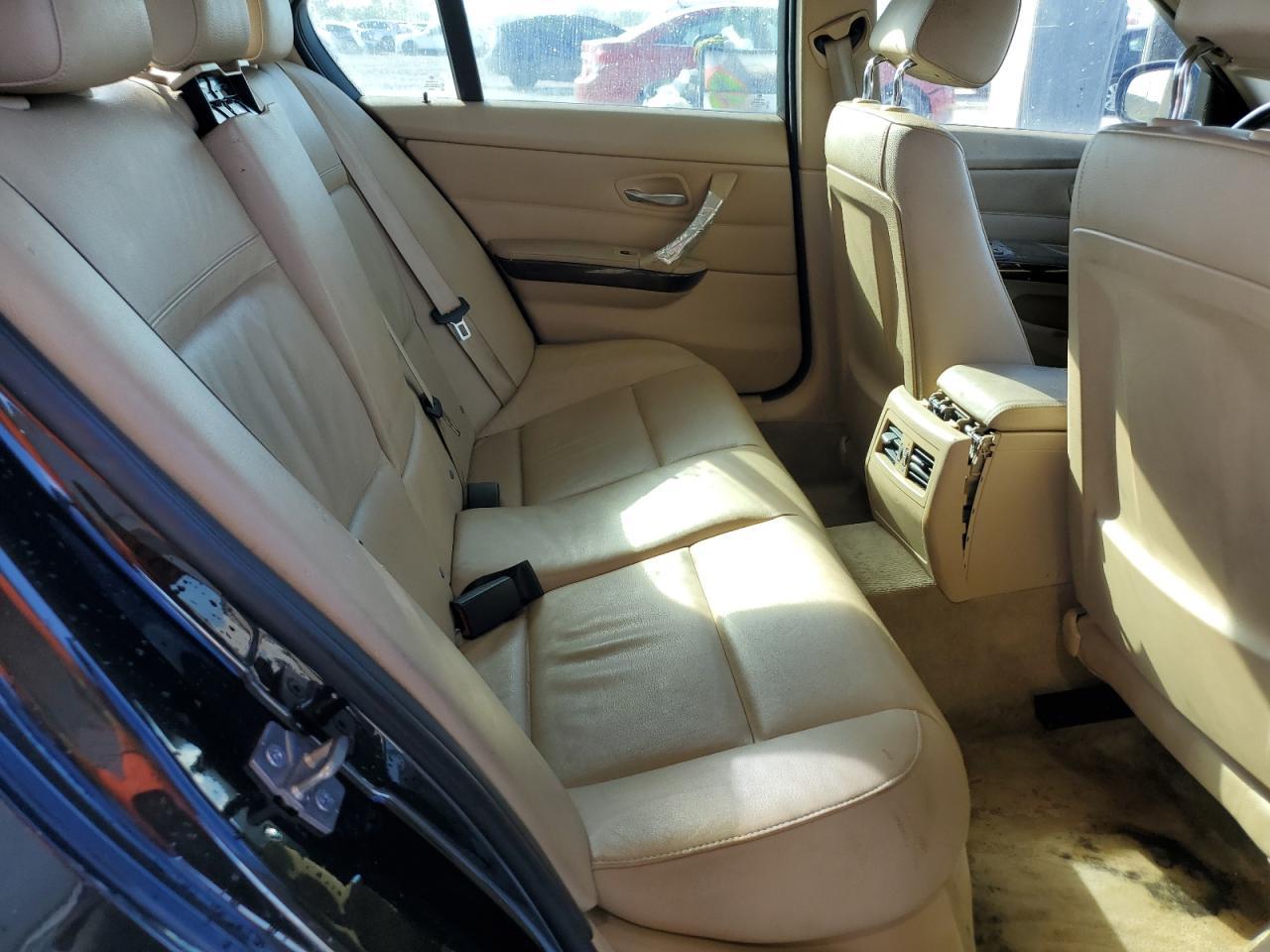 2011 BMW 3 SERIES