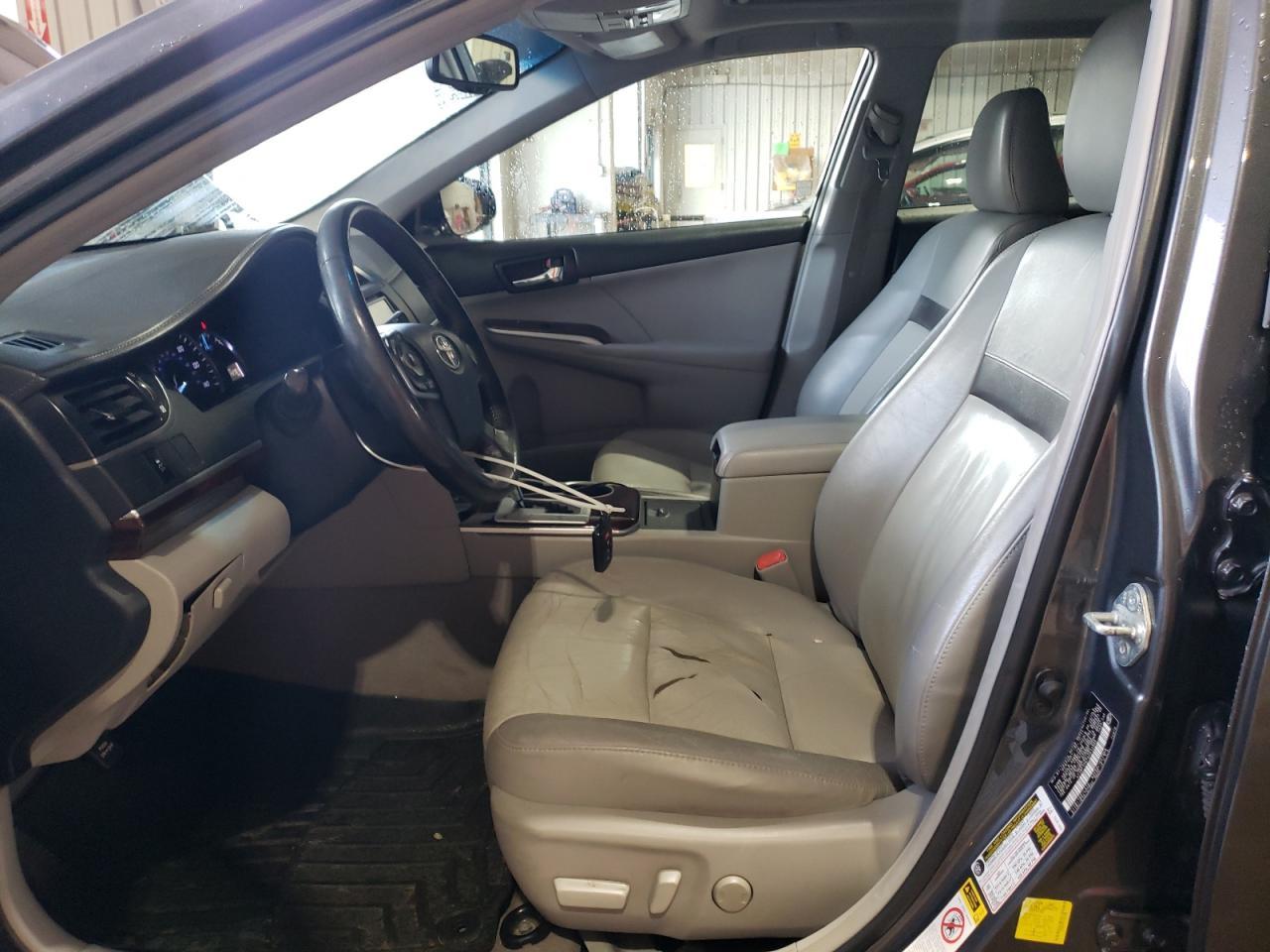 2012 TOYOTA CAMRY