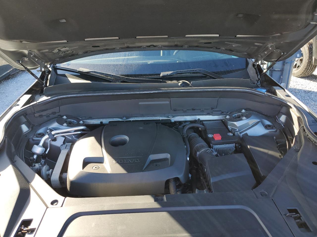 2018 VOLVO XC90