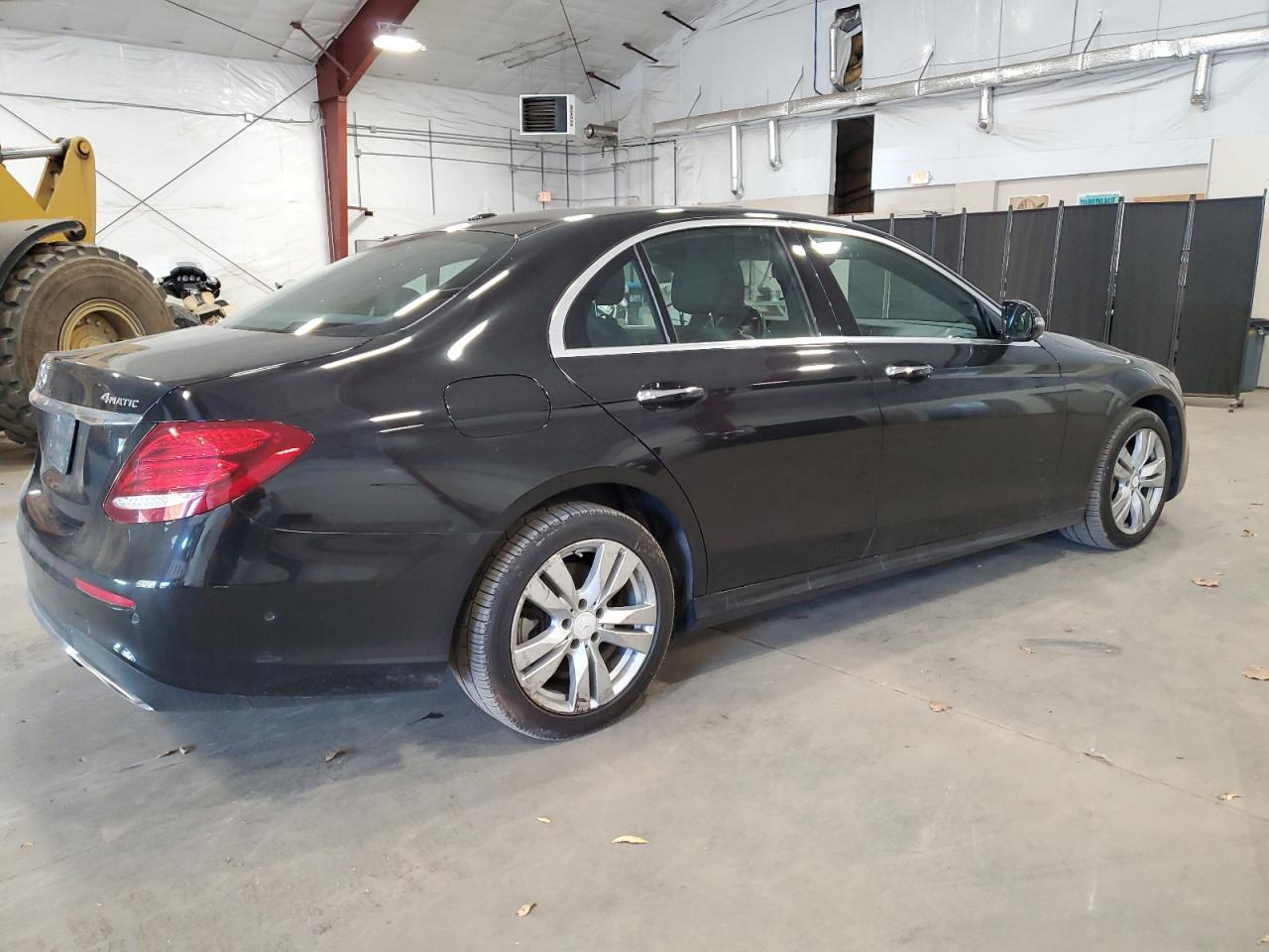 2017 MERCEDES-BENZ E-Class