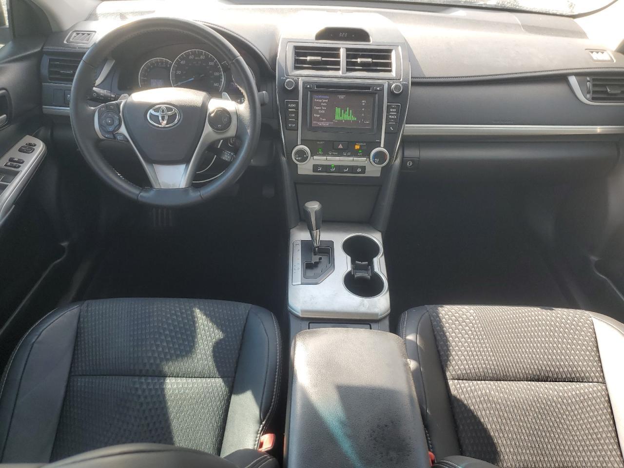 2014 TOYOTA CAMRY