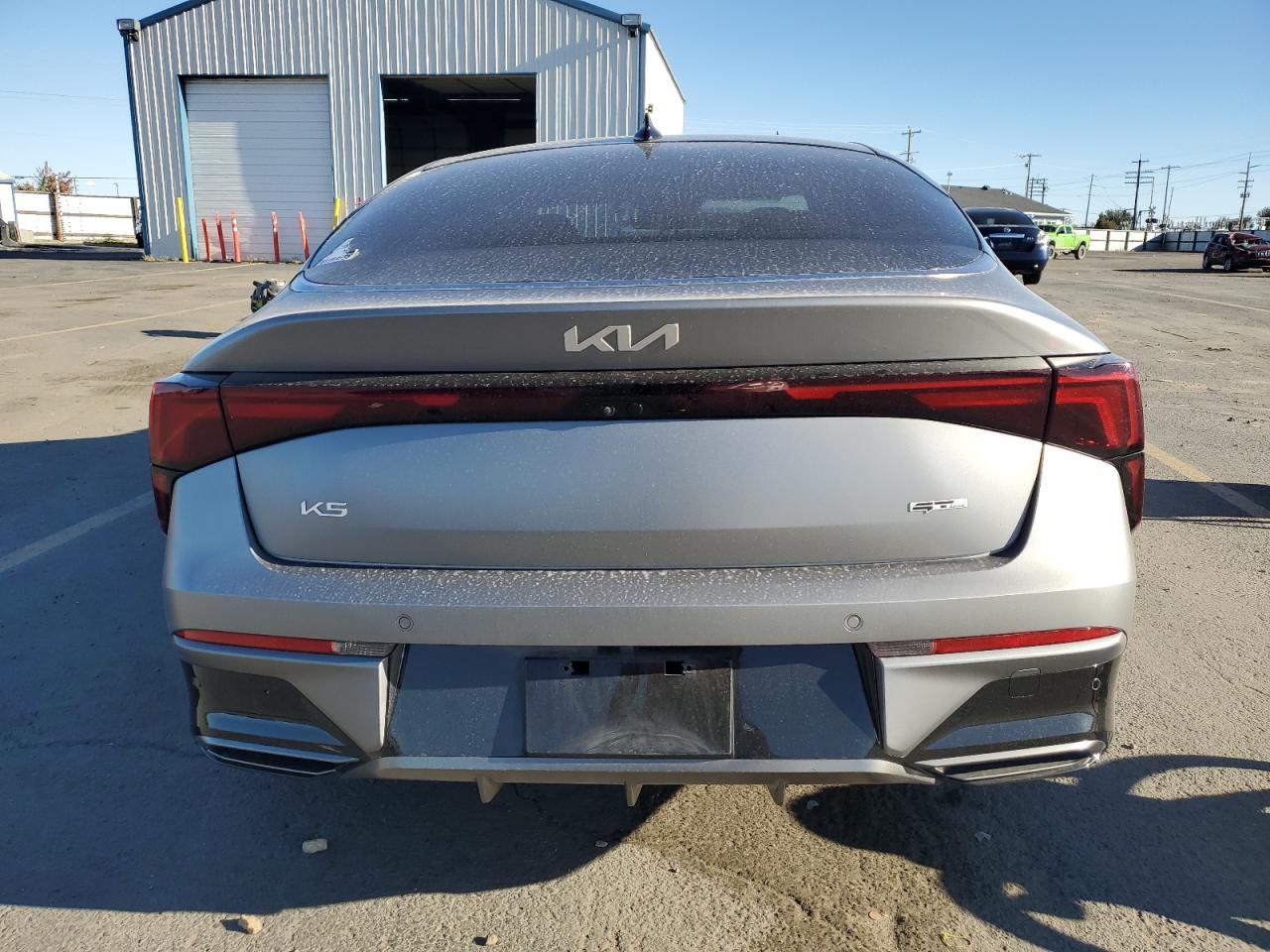 2025 KIA K5