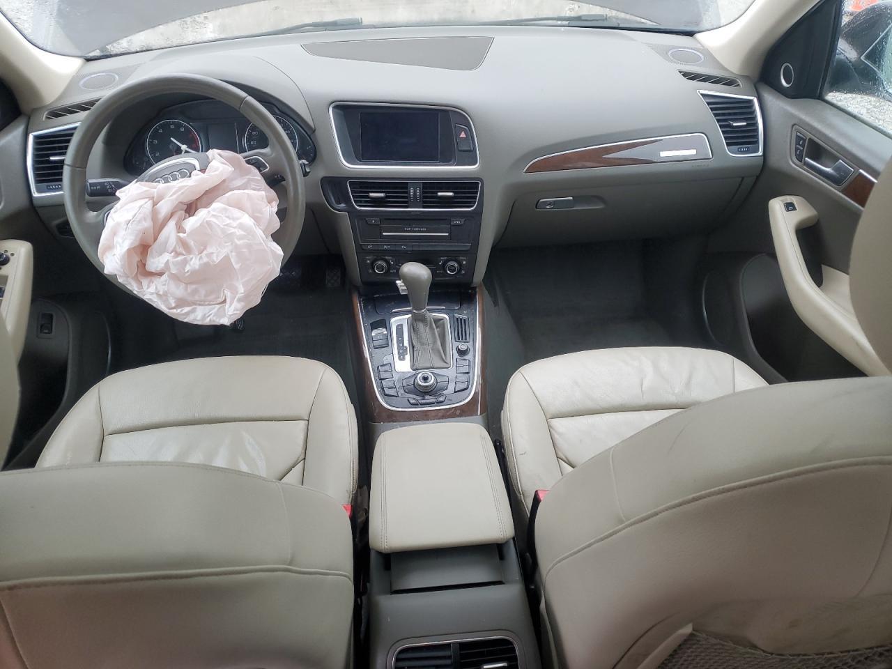 2011 AUDI Q5