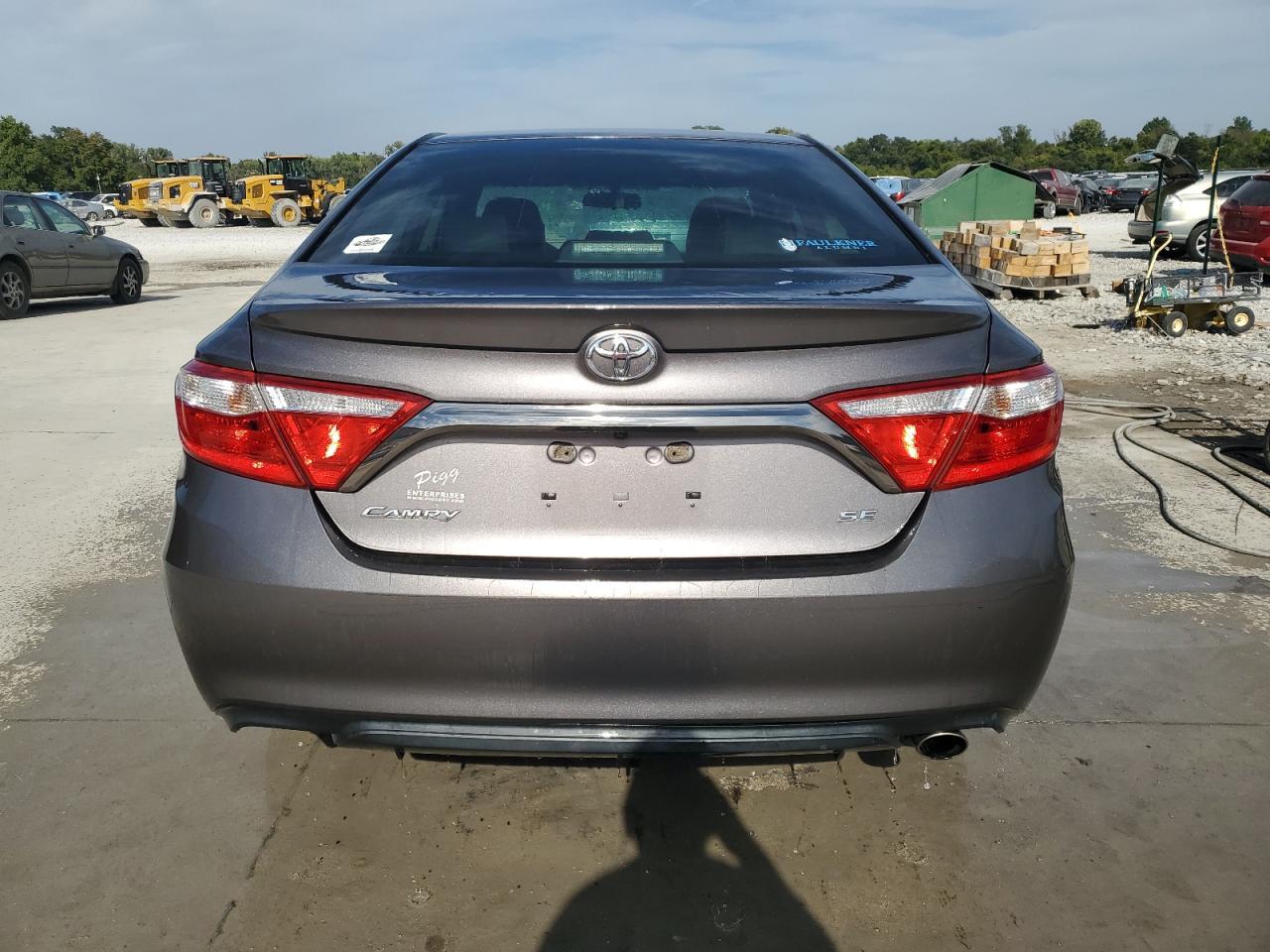 2015 TOYOTA CAMRY
