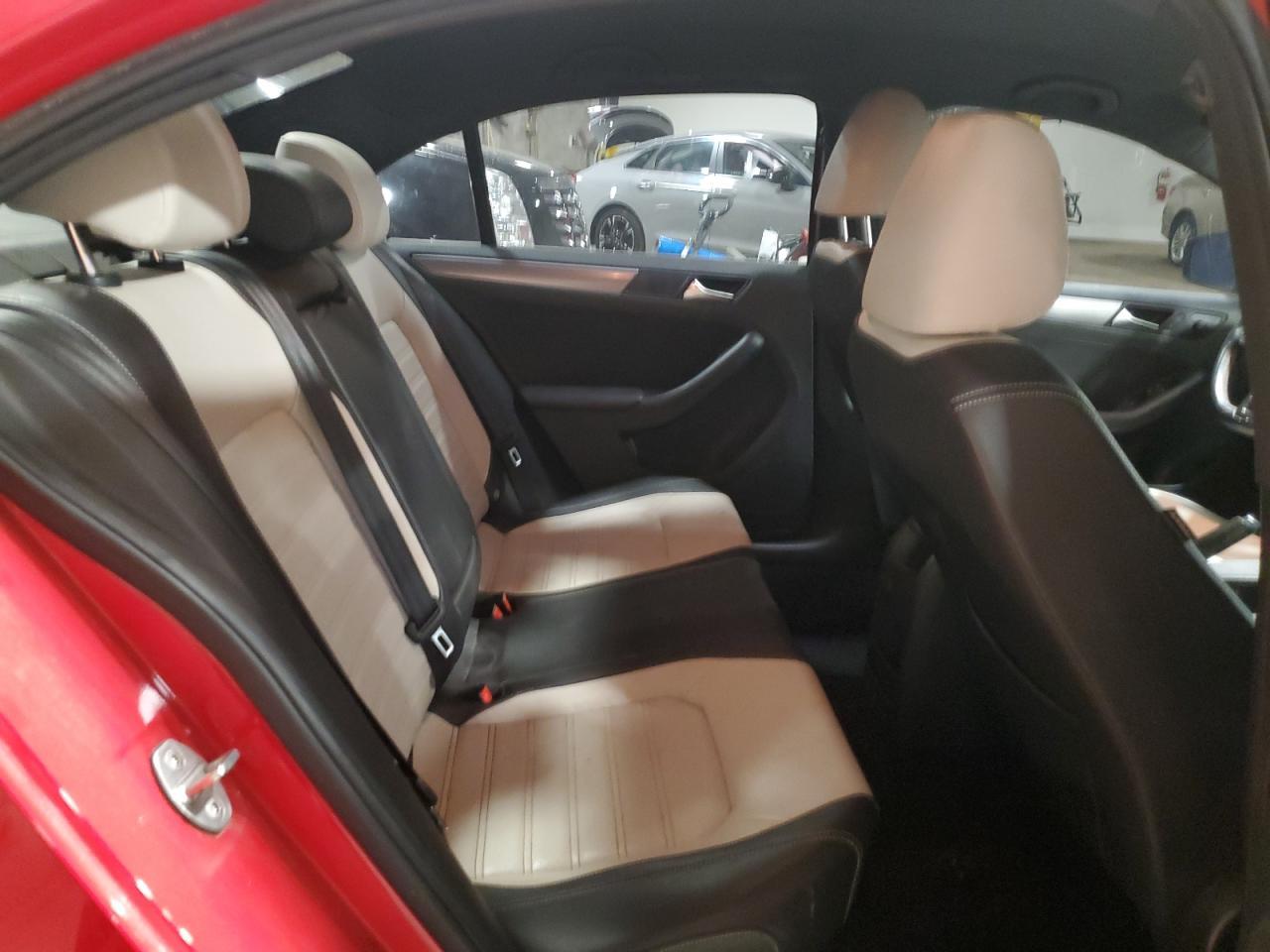 2016 VOLKSWAGEN JETTA