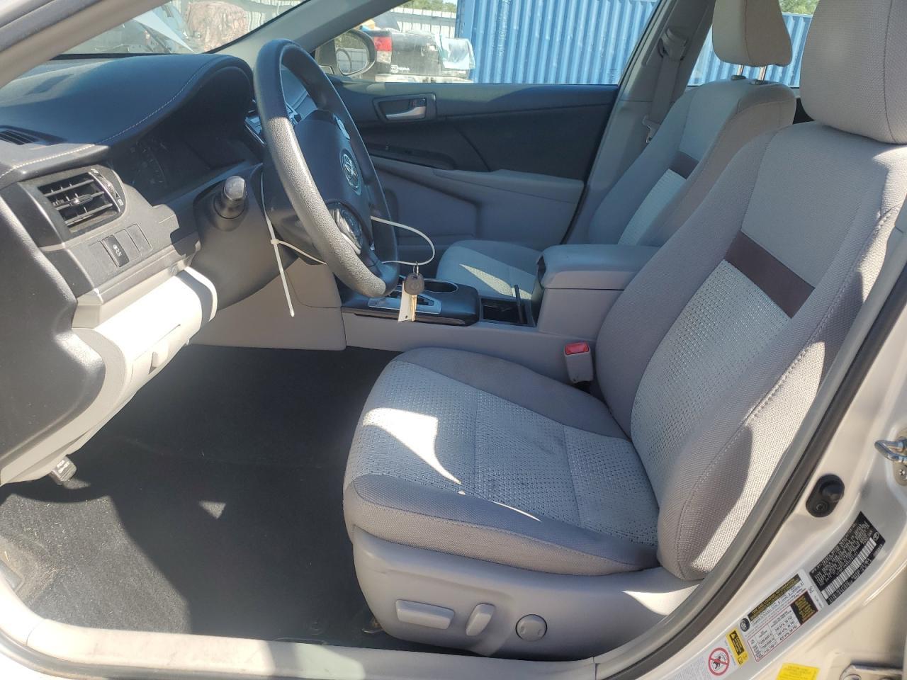 2014 TOYOTA CAMRY