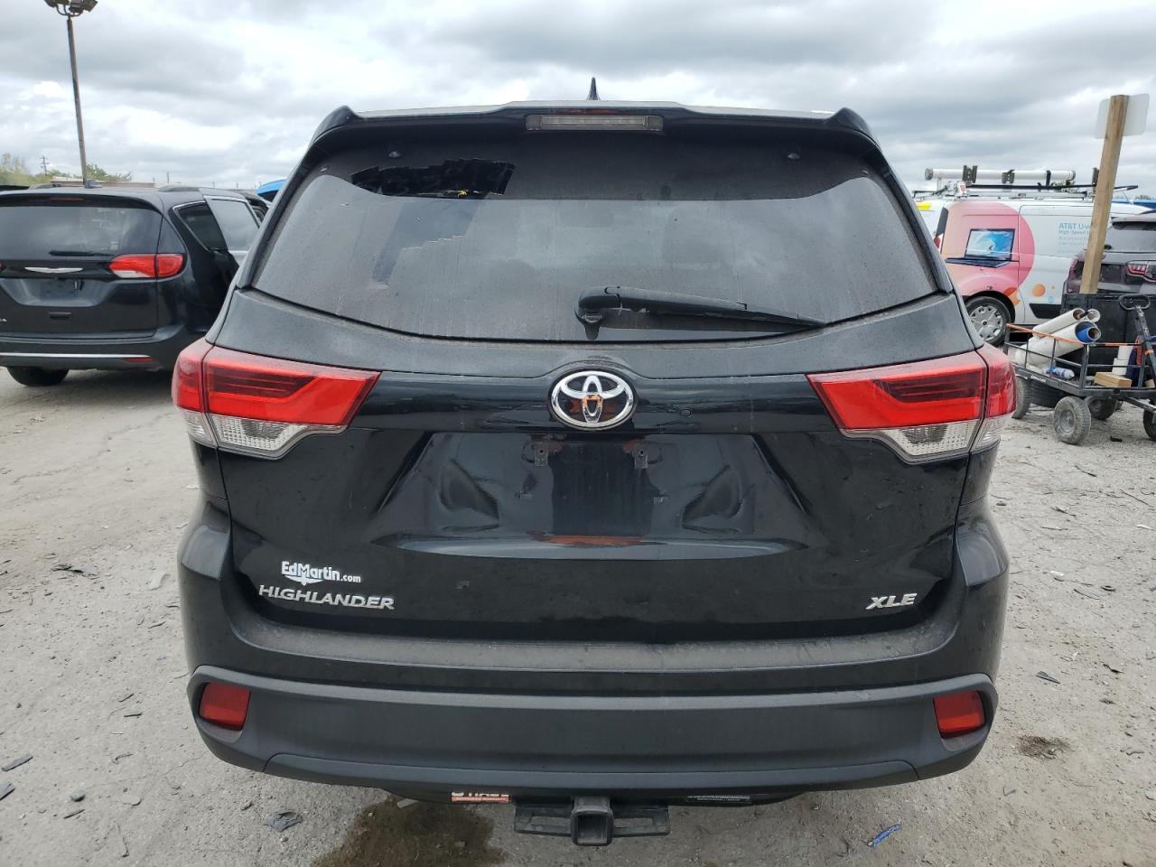 2018 TOYOTA HIGHLANDER