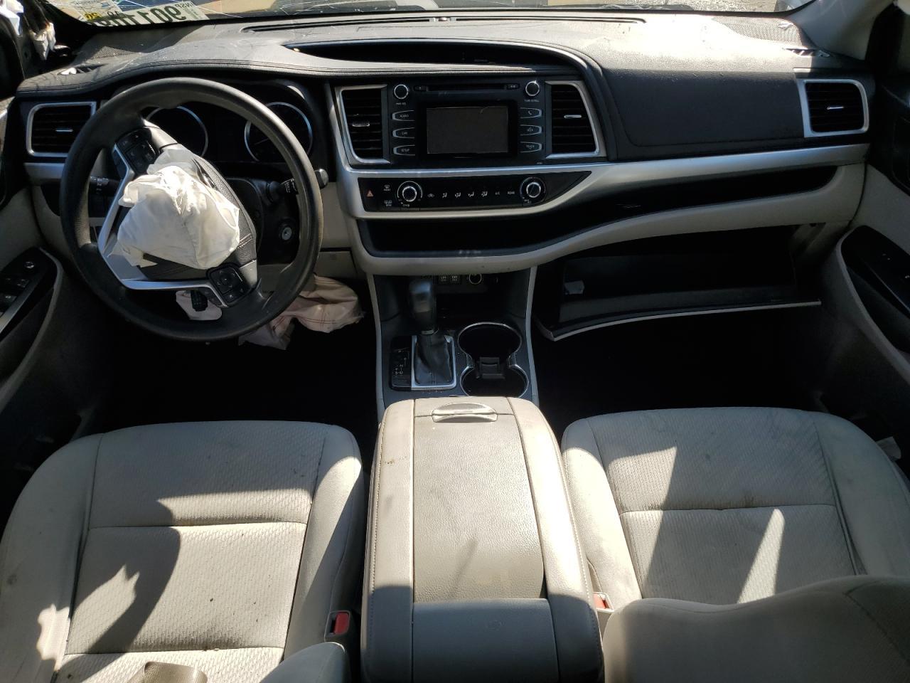 2017 TOYOTA HIGHLANDER