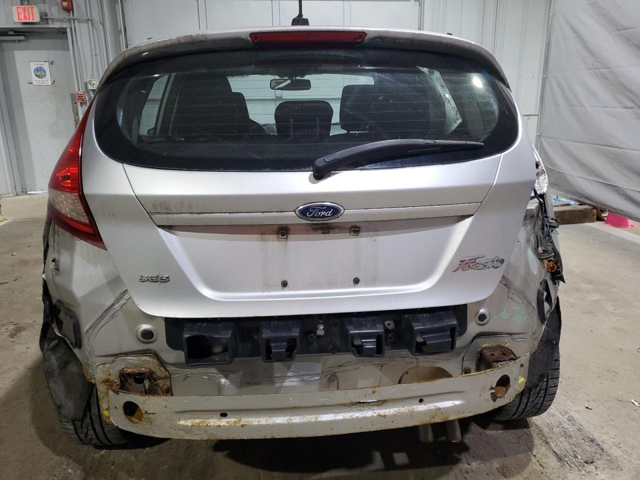 2012 FORD Fiesta