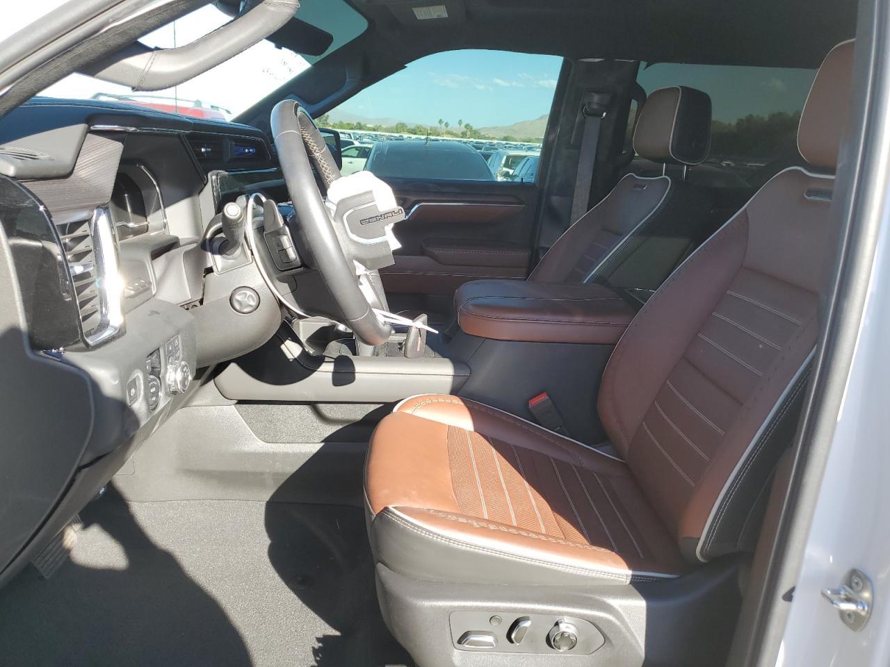 2024 GMC Sierra
