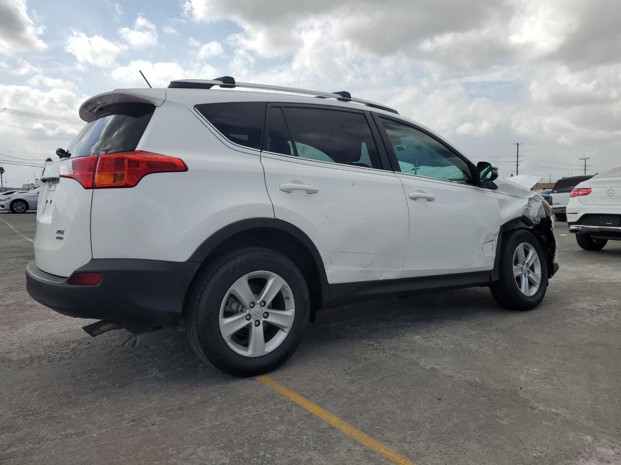 2014 TOYOTA RAV4