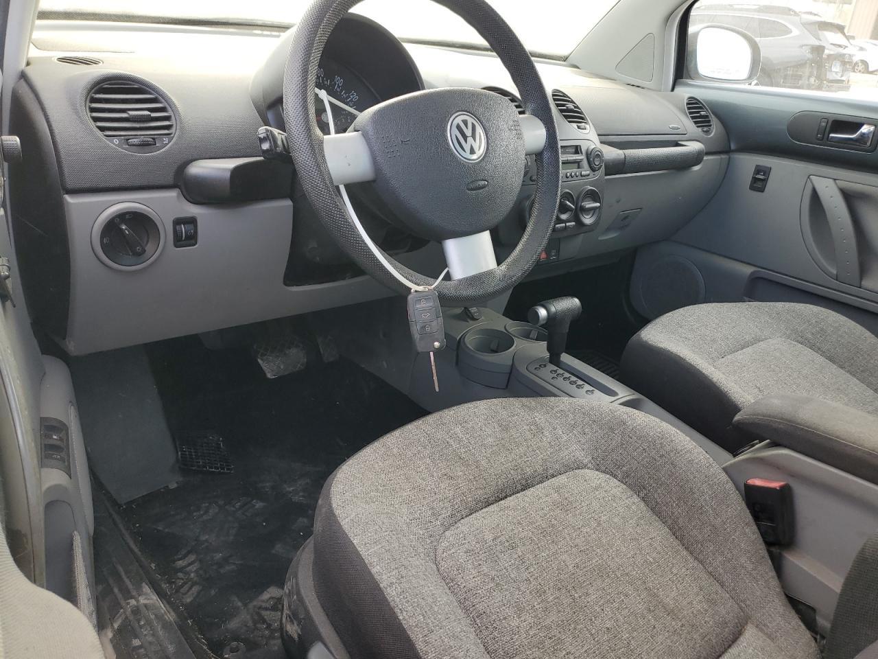 2003 VOLKSWAGEN Beetle