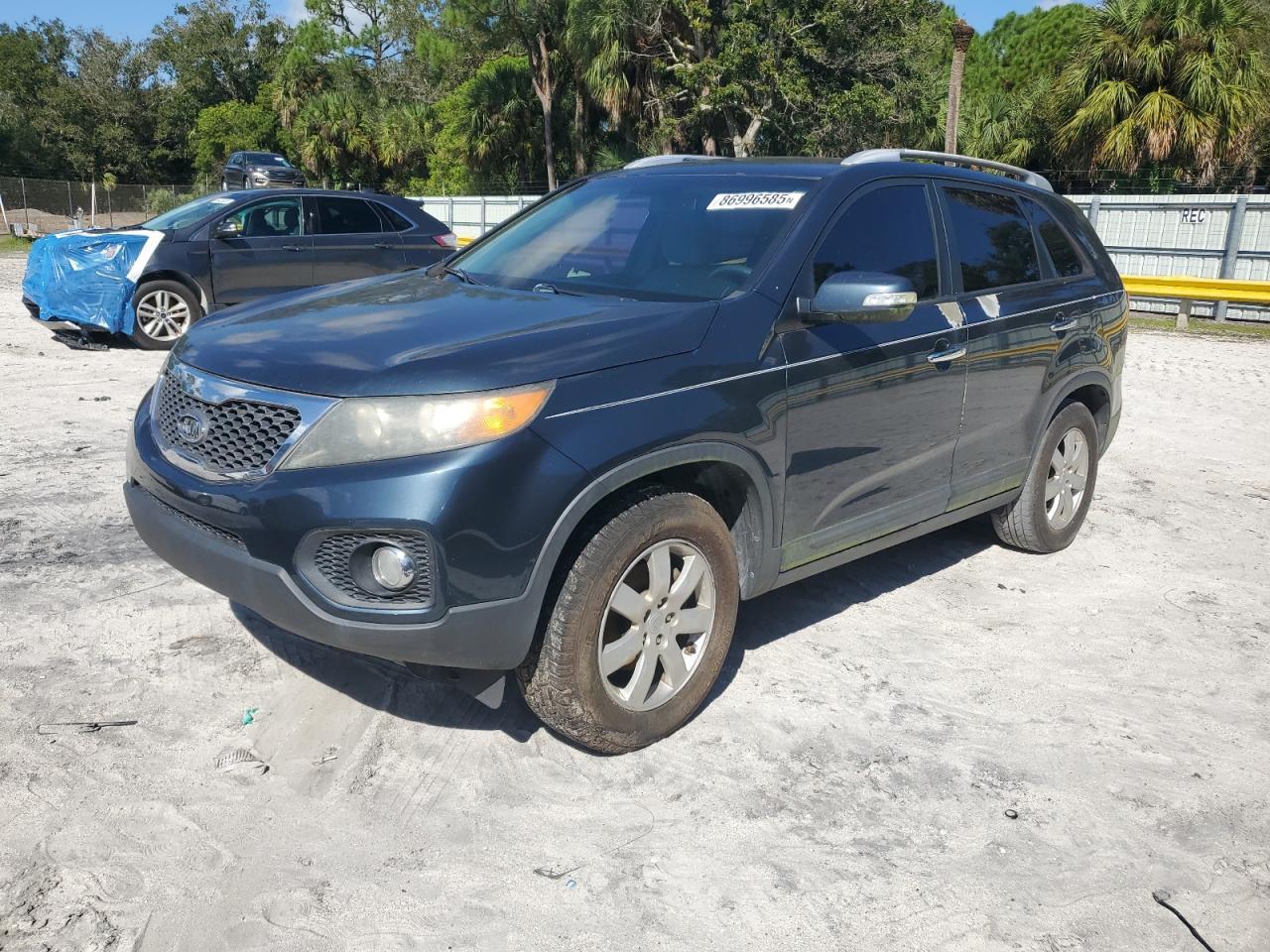 2011 KIA SORENTO