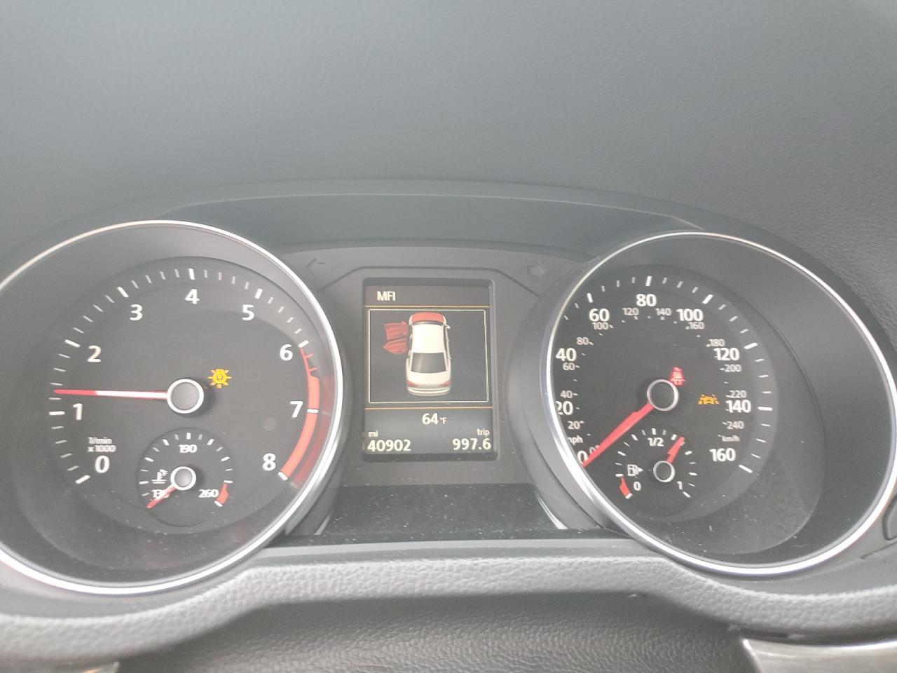 2017 VOLKSWAGEN Passat