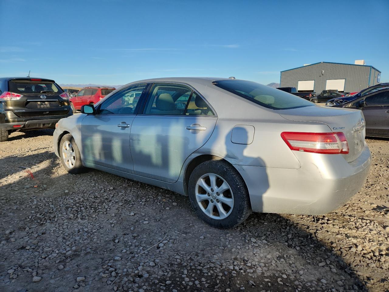 2011 TOYOTA CAMRY