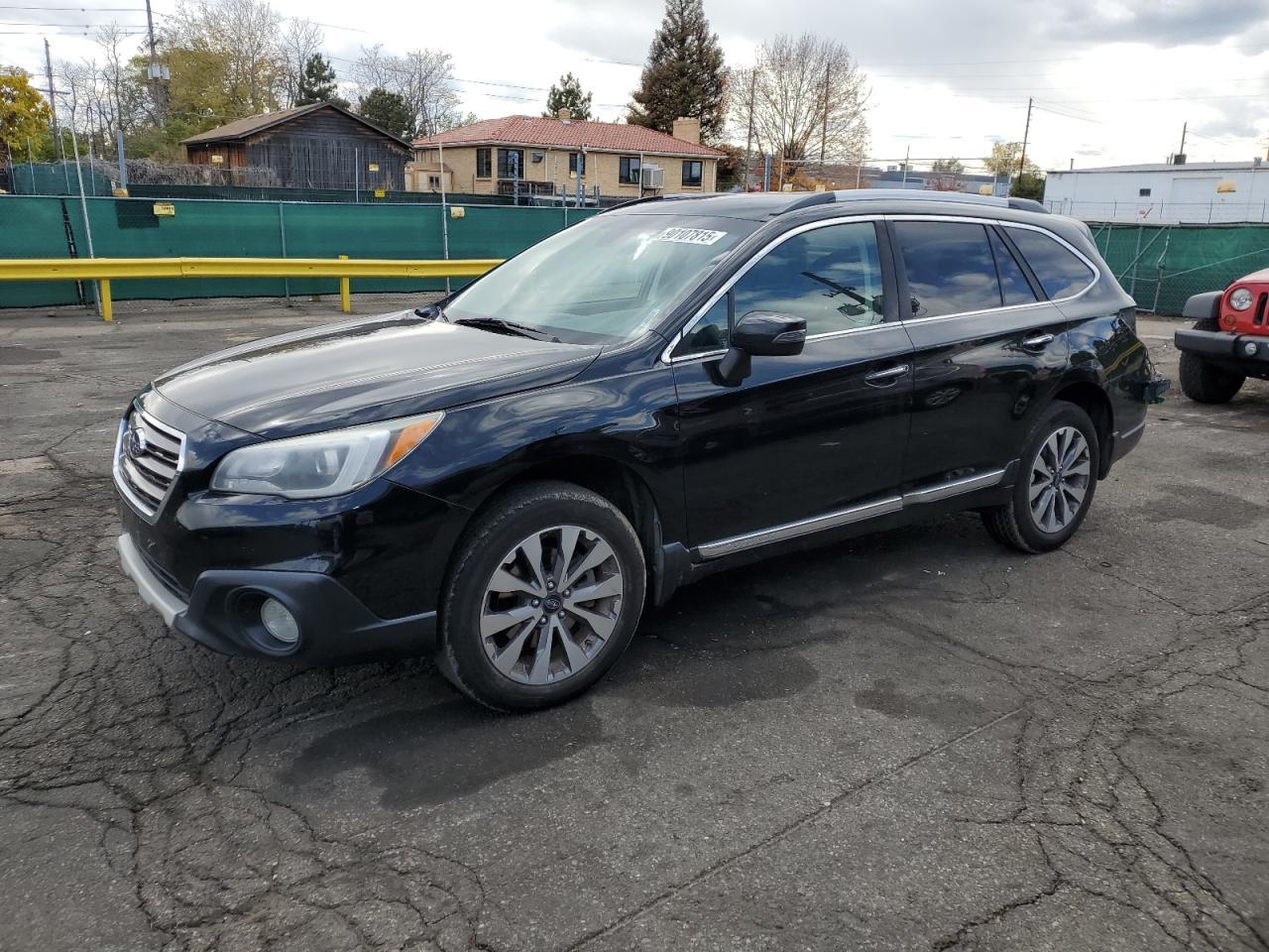 2017 SUBARU Outback