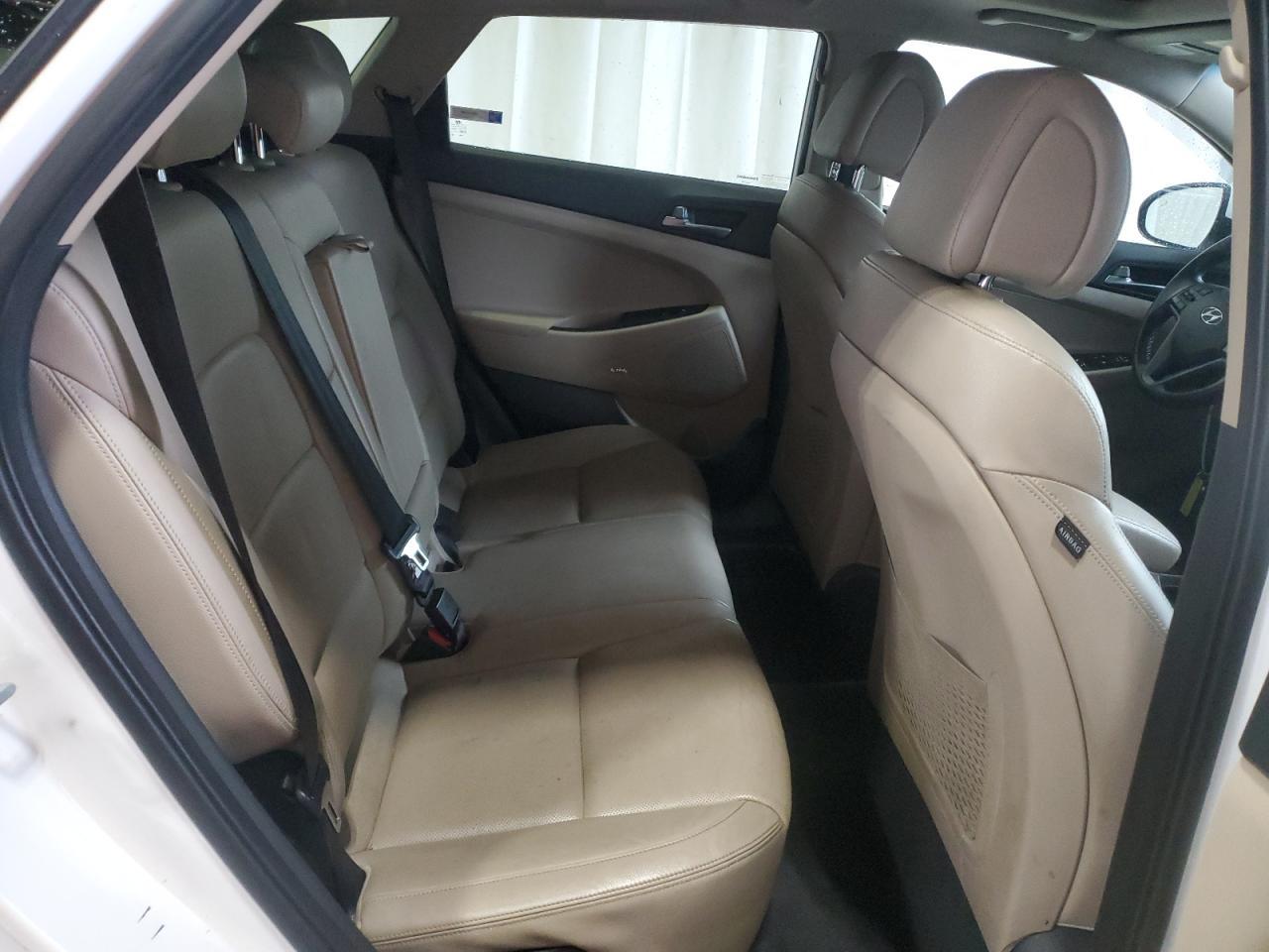 2017 HYUNDAI TUCSON