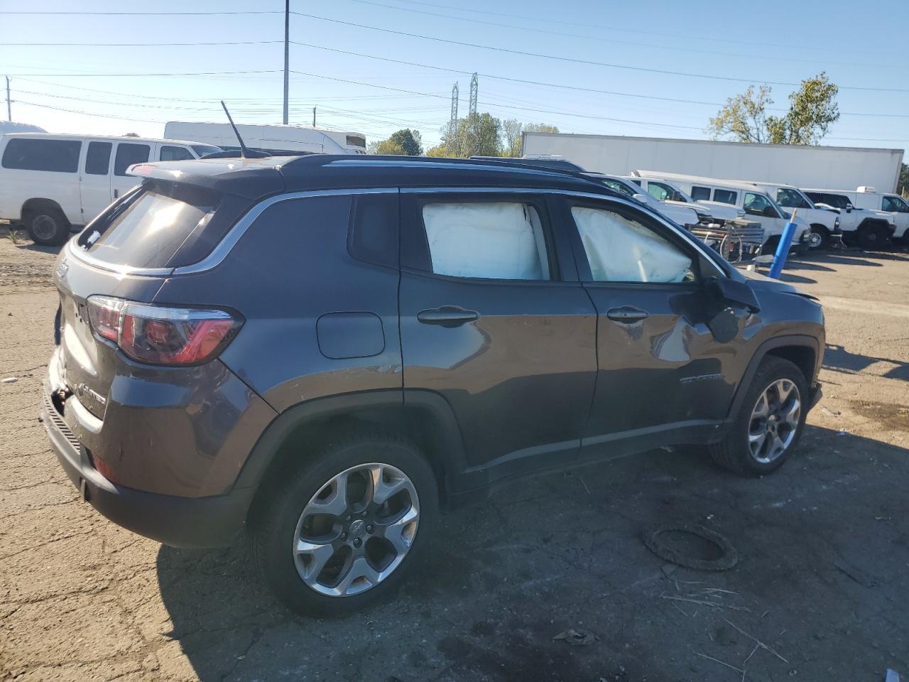 2020 JEEP Compass