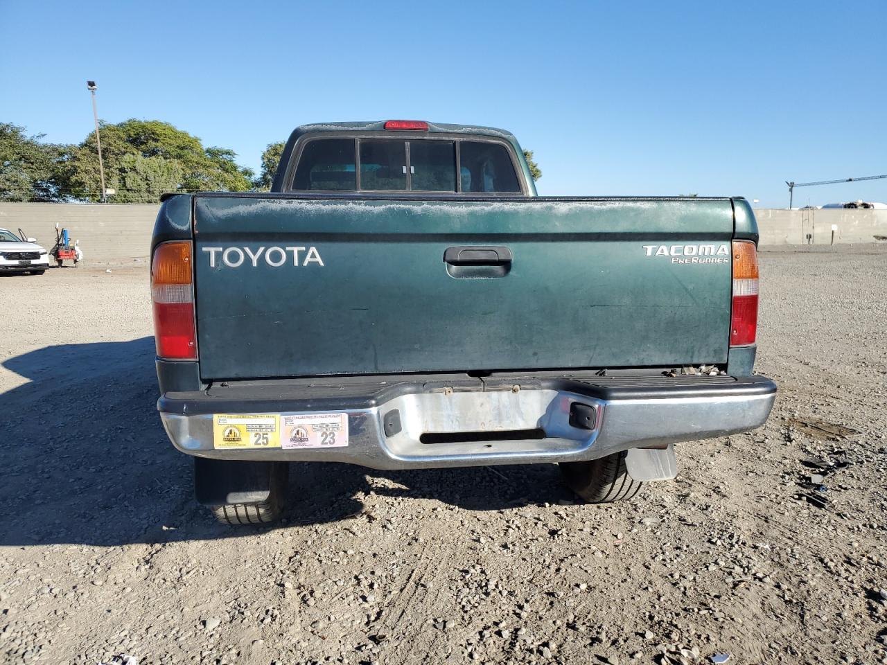 2000 TOYOTA TACOMA